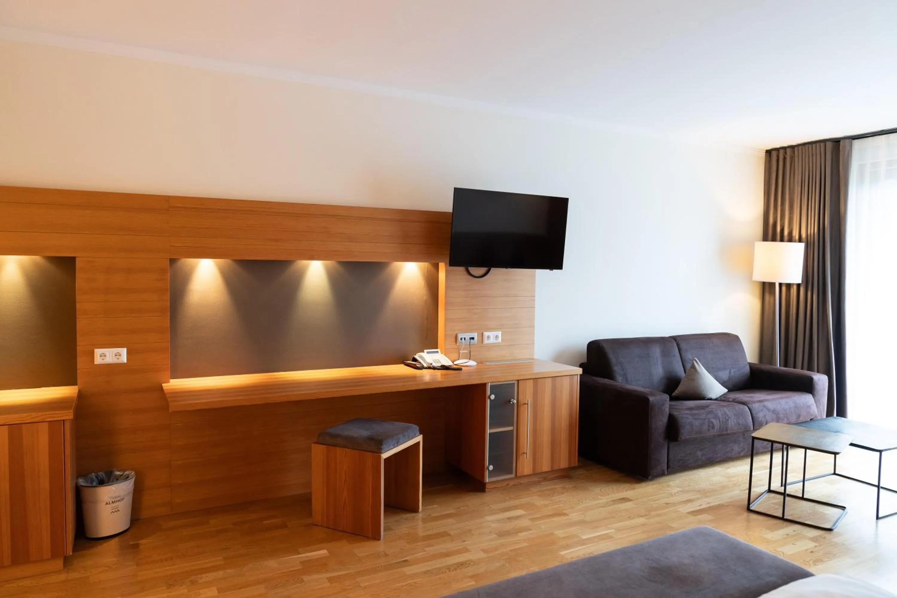 Communal lounge/ TV room in Wellnesshotel Mein Almhof Superior