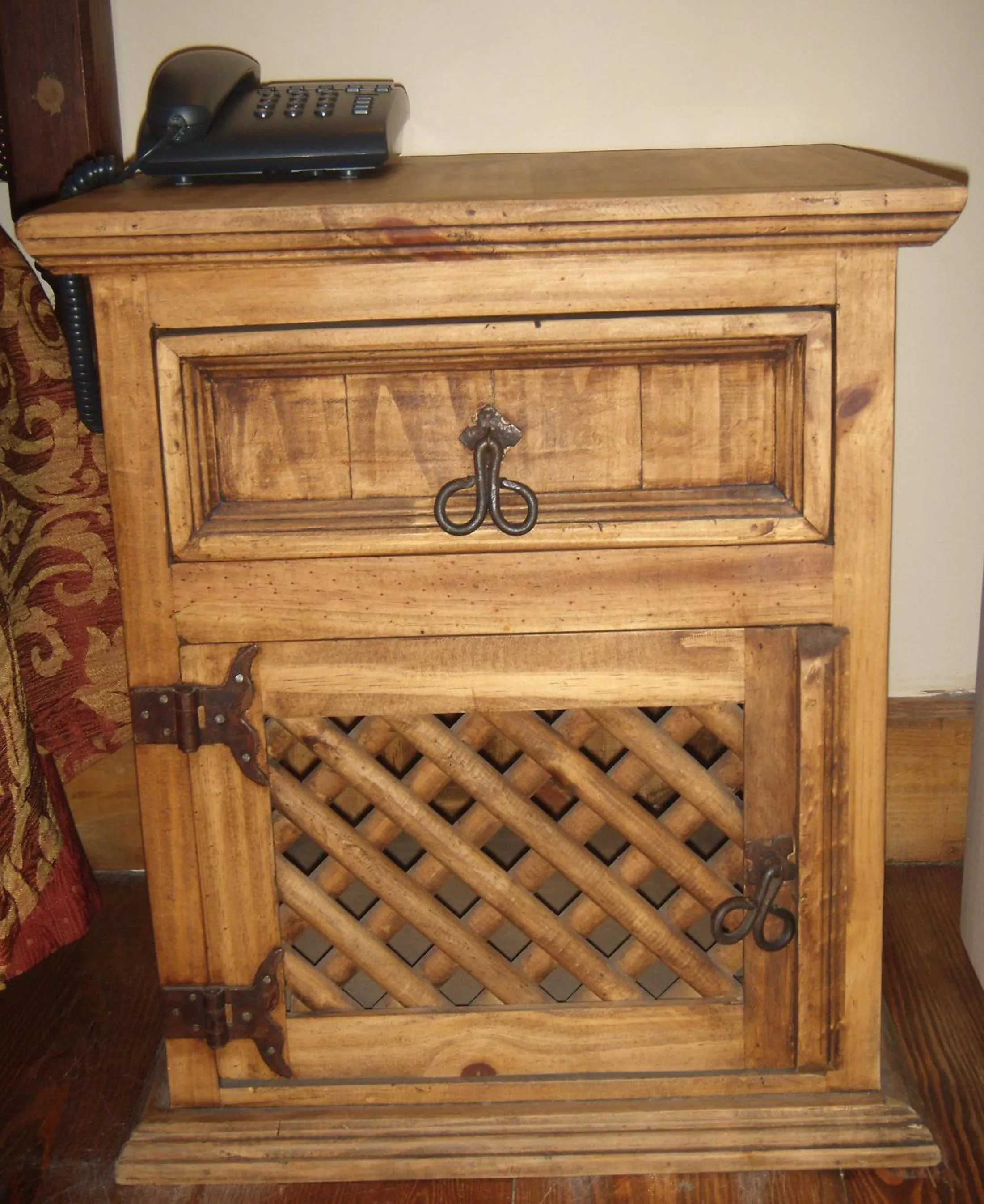 Decorative detail in Hotel Garabatos