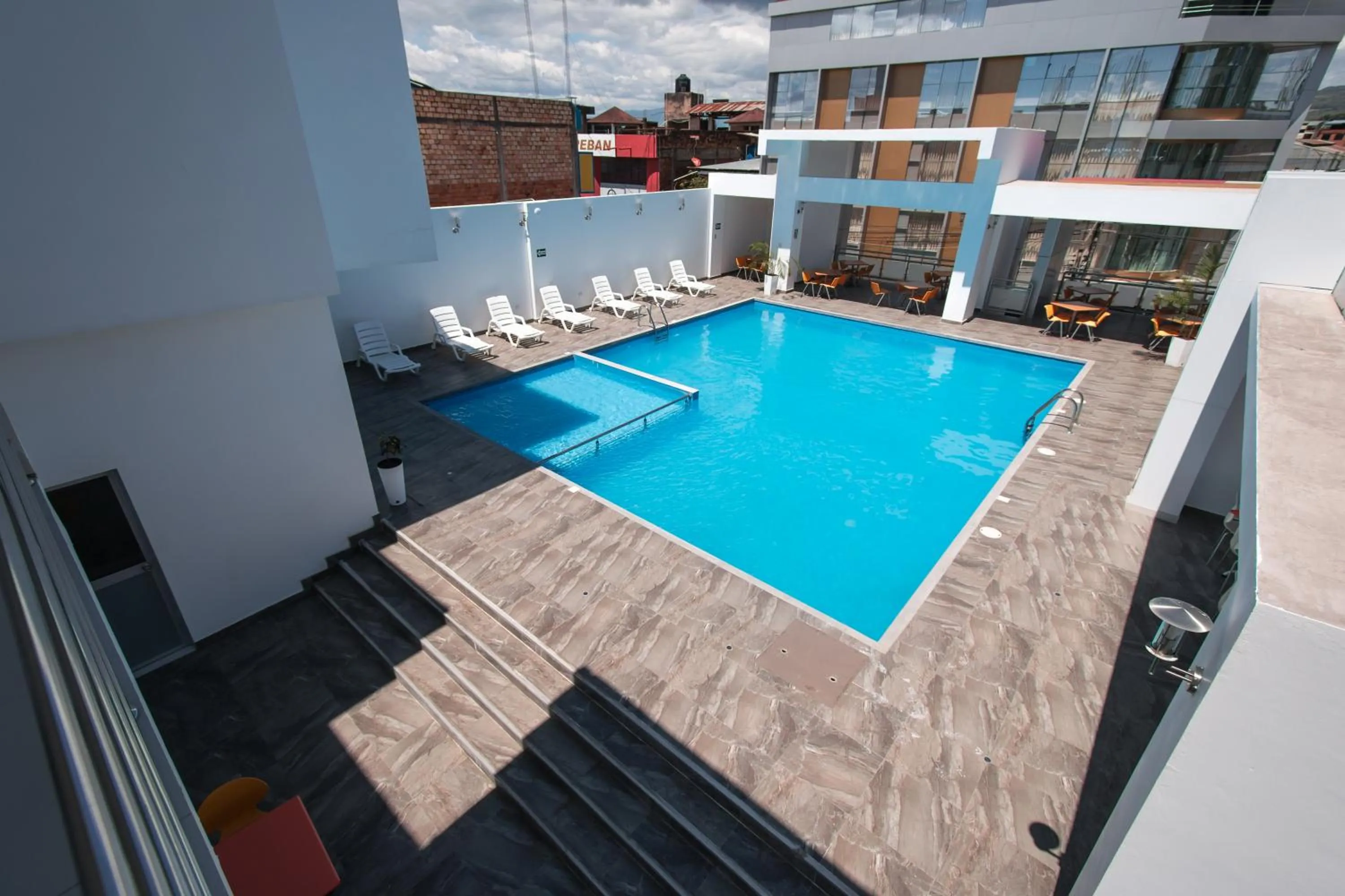 Swimming pool in Cumbaza Hotel & Convenciones