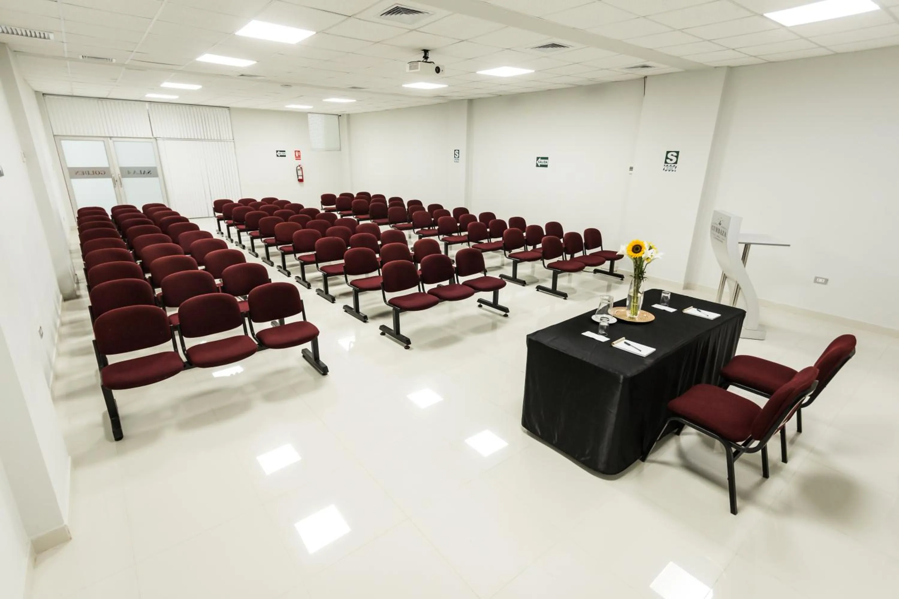 Cumbaza Hotel & Convenciones