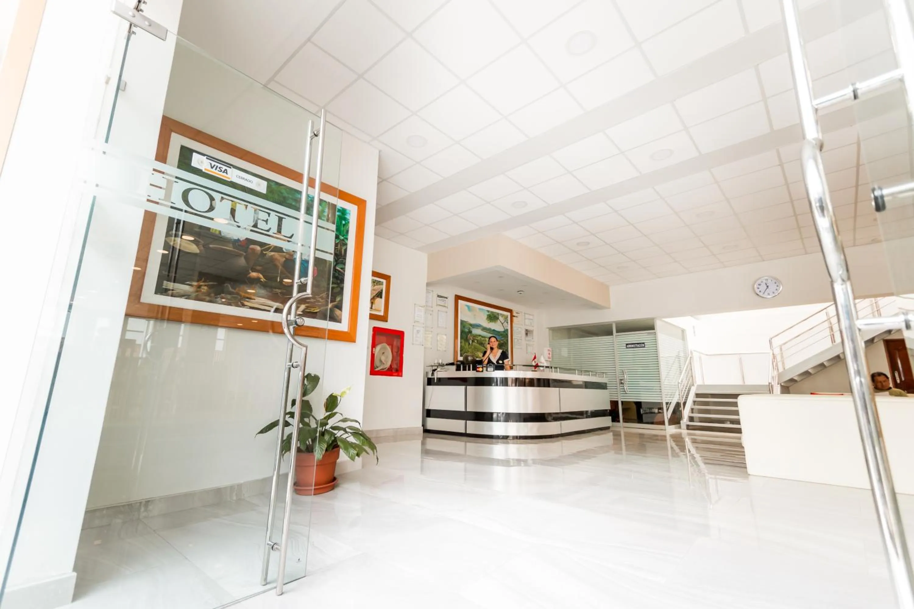 Cumbaza Hotel & Convenciones