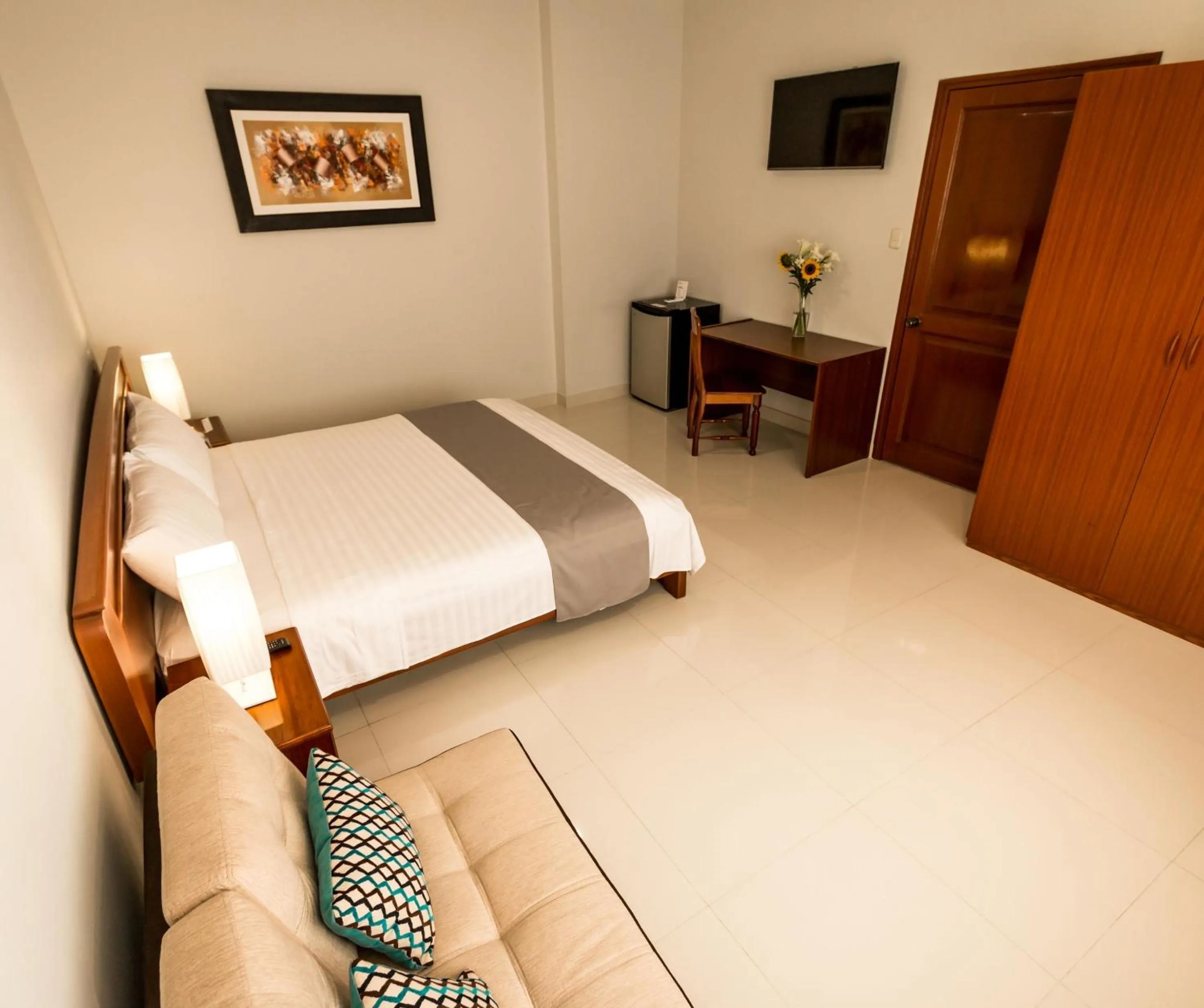 Bed in Cumbaza Hotel & Convenciones