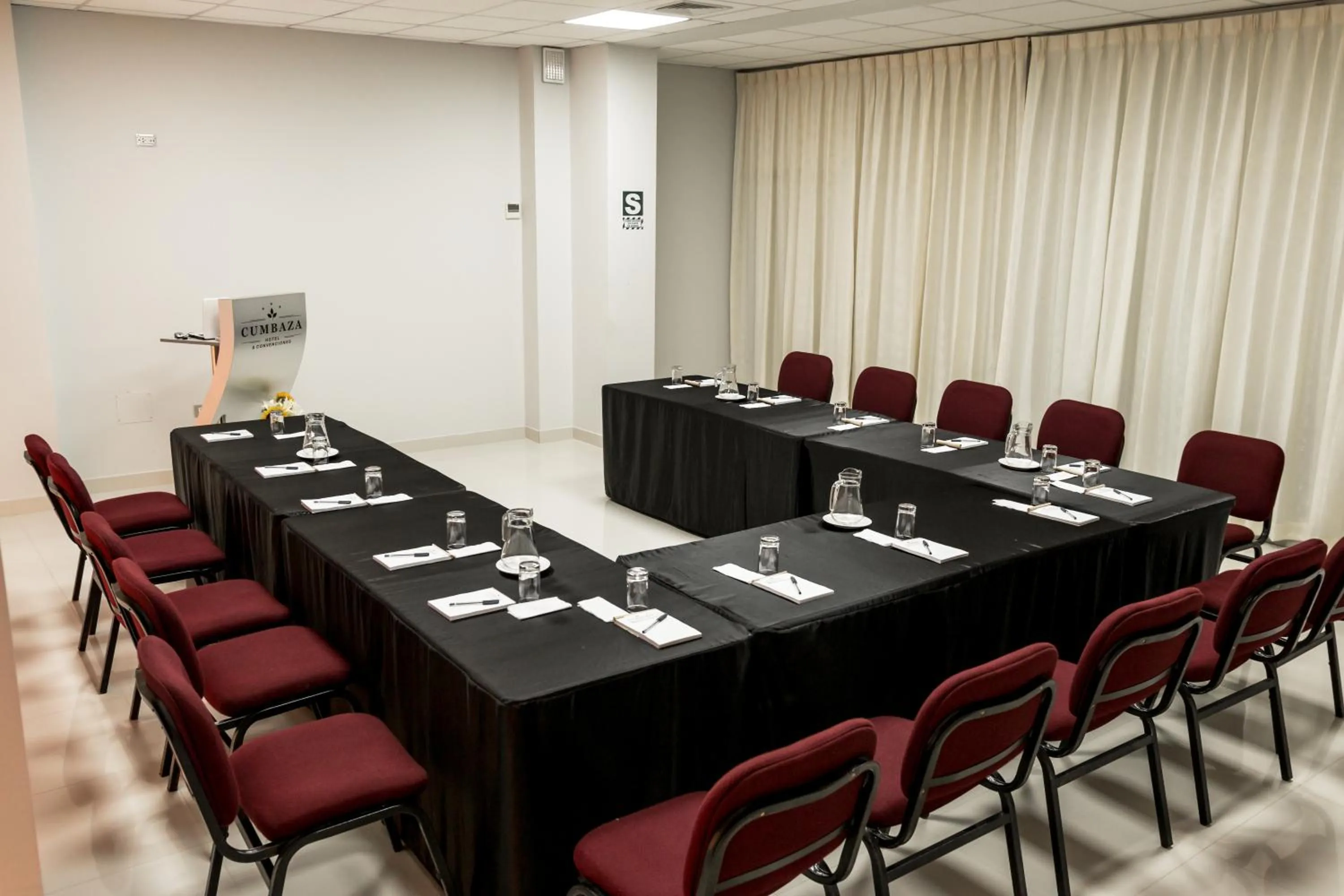 Business facilities in Cumbaza Hotel & Convenciones