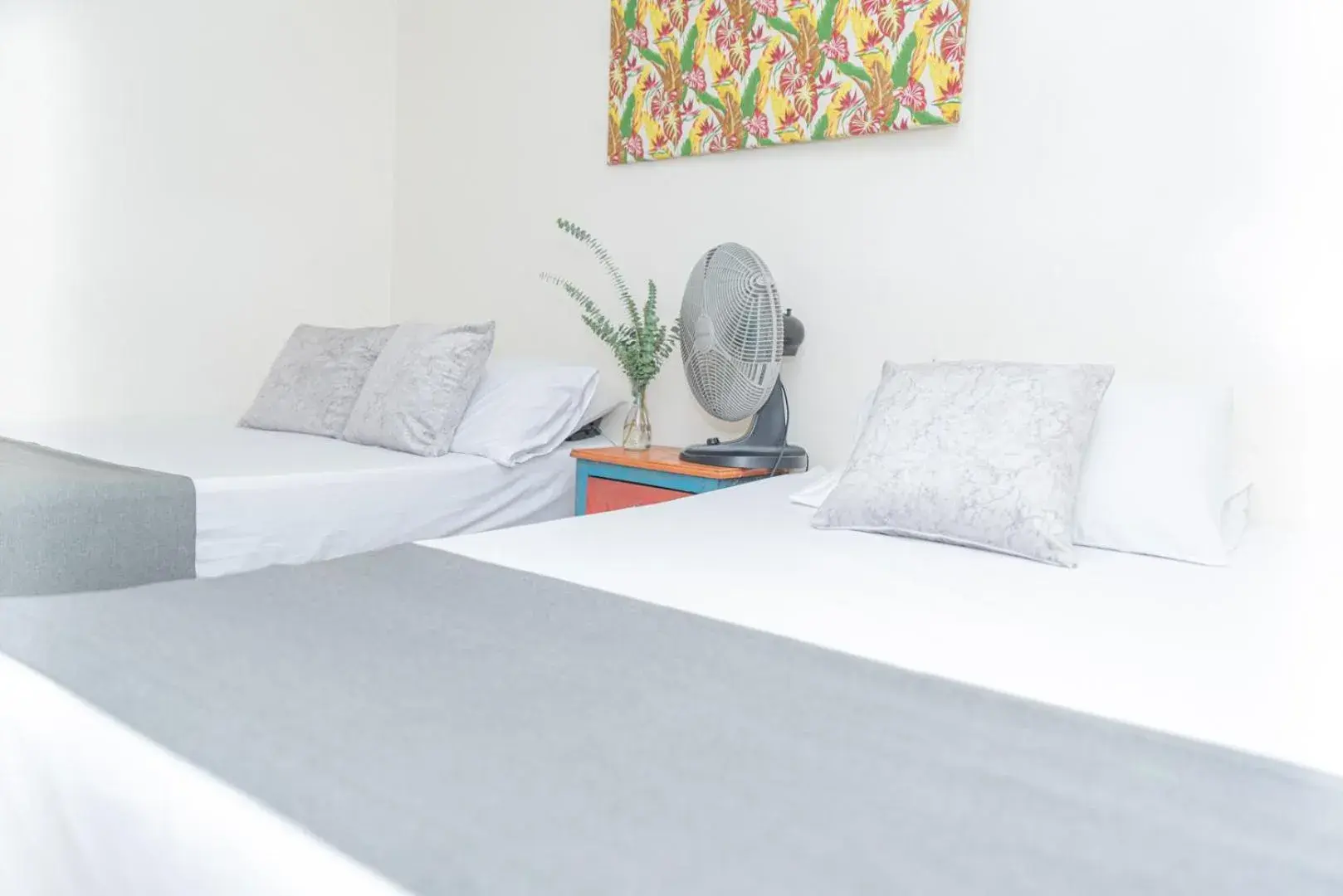 Photo of the whole room, Bed in Hotel Conquistadores Photo of the whole room, Bed in Hotel Conquistadores