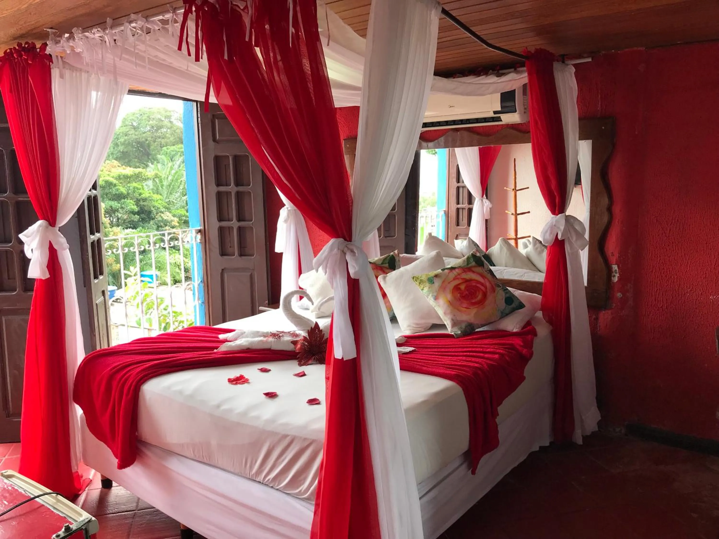 Suite with City View in Pousada Alto Astral
