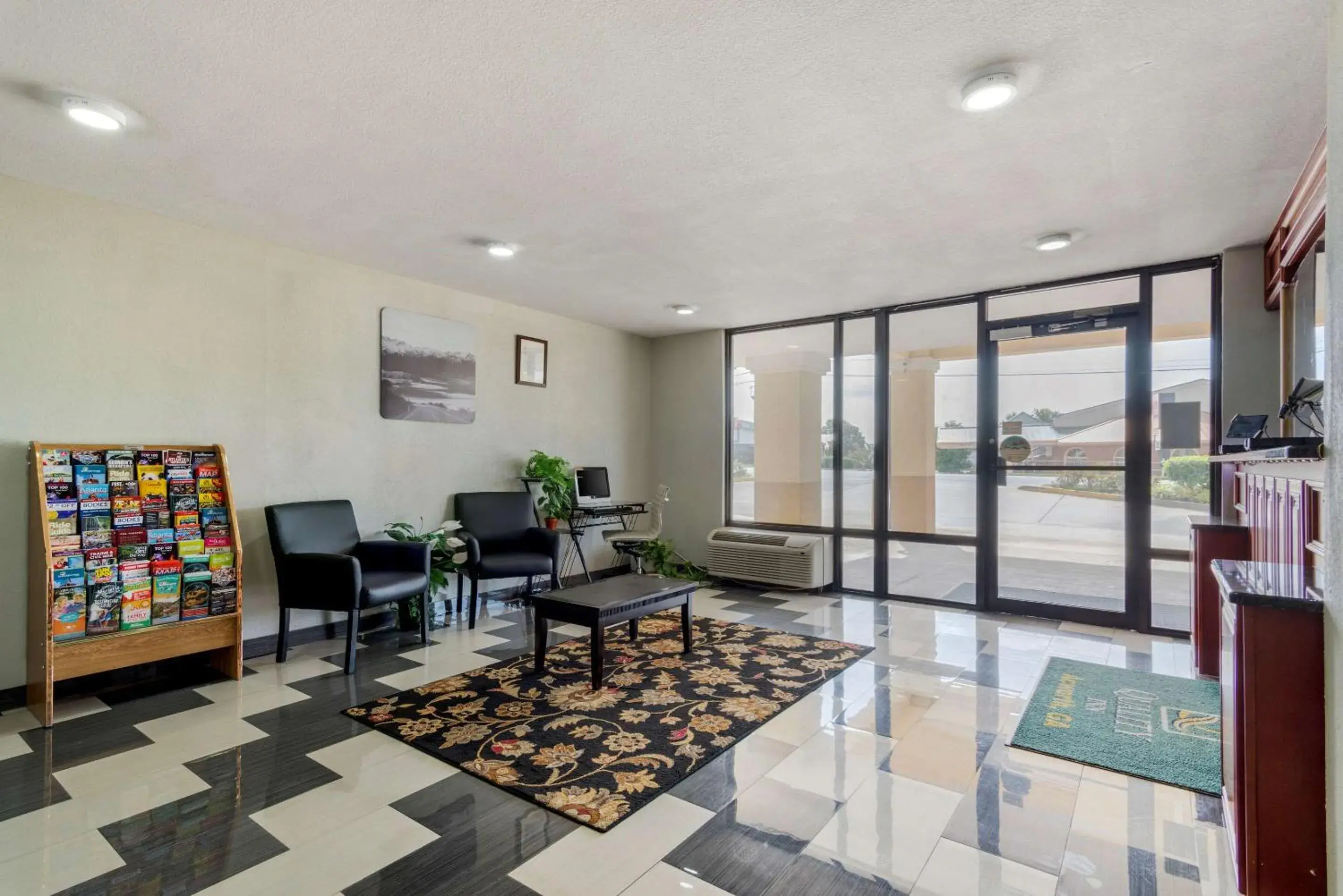 Lobby or reception in Quality Inn Acworth North Lobby or reception in Quality Inn Acworth North
