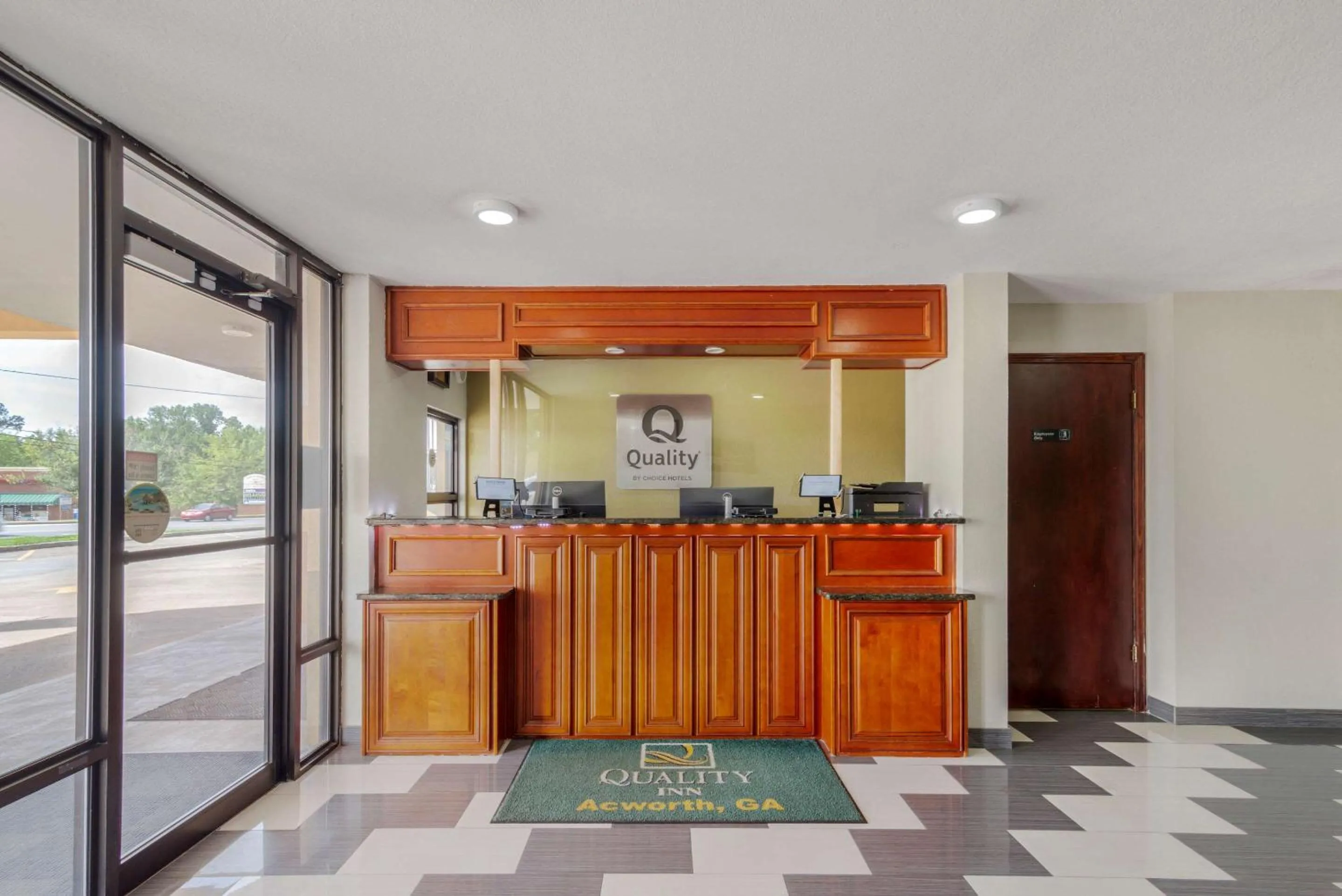 Lobby or reception in Quality Inn Acworth North