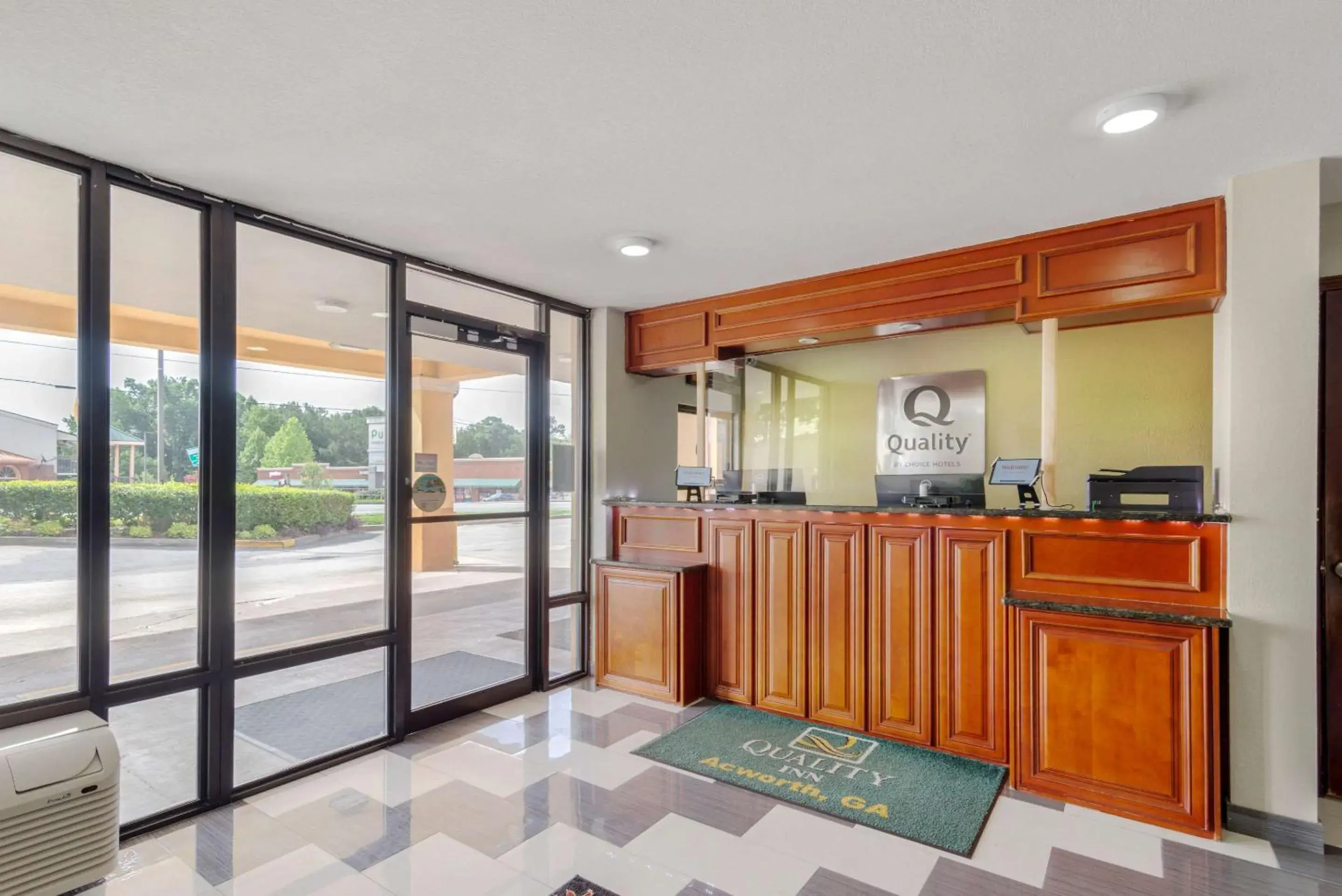 Lobby or reception in Quality Inn Acworth North Lobby or reception in Quality Inn Acworth North