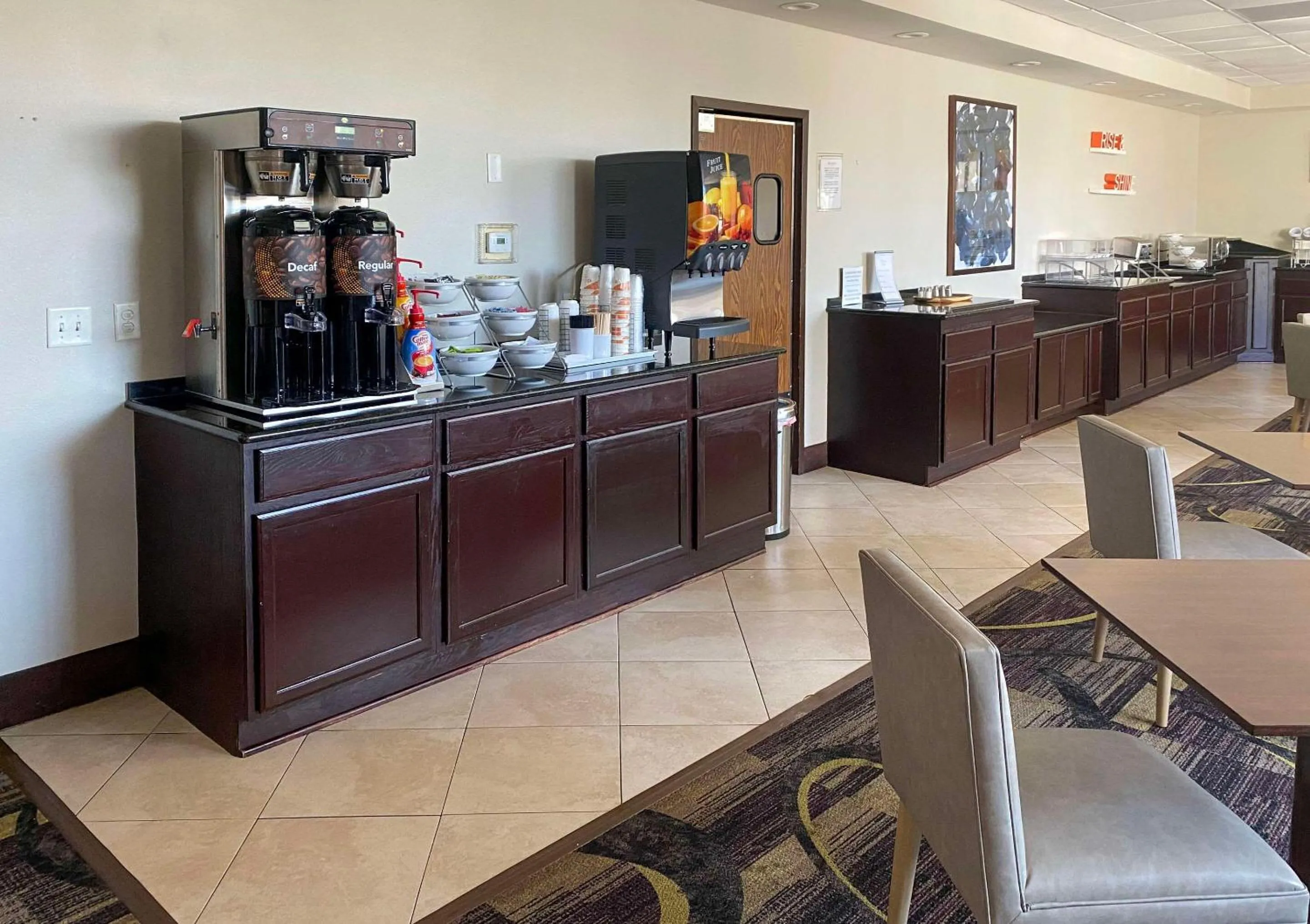 Breakfast in MainStay Suites Conover-Hickory