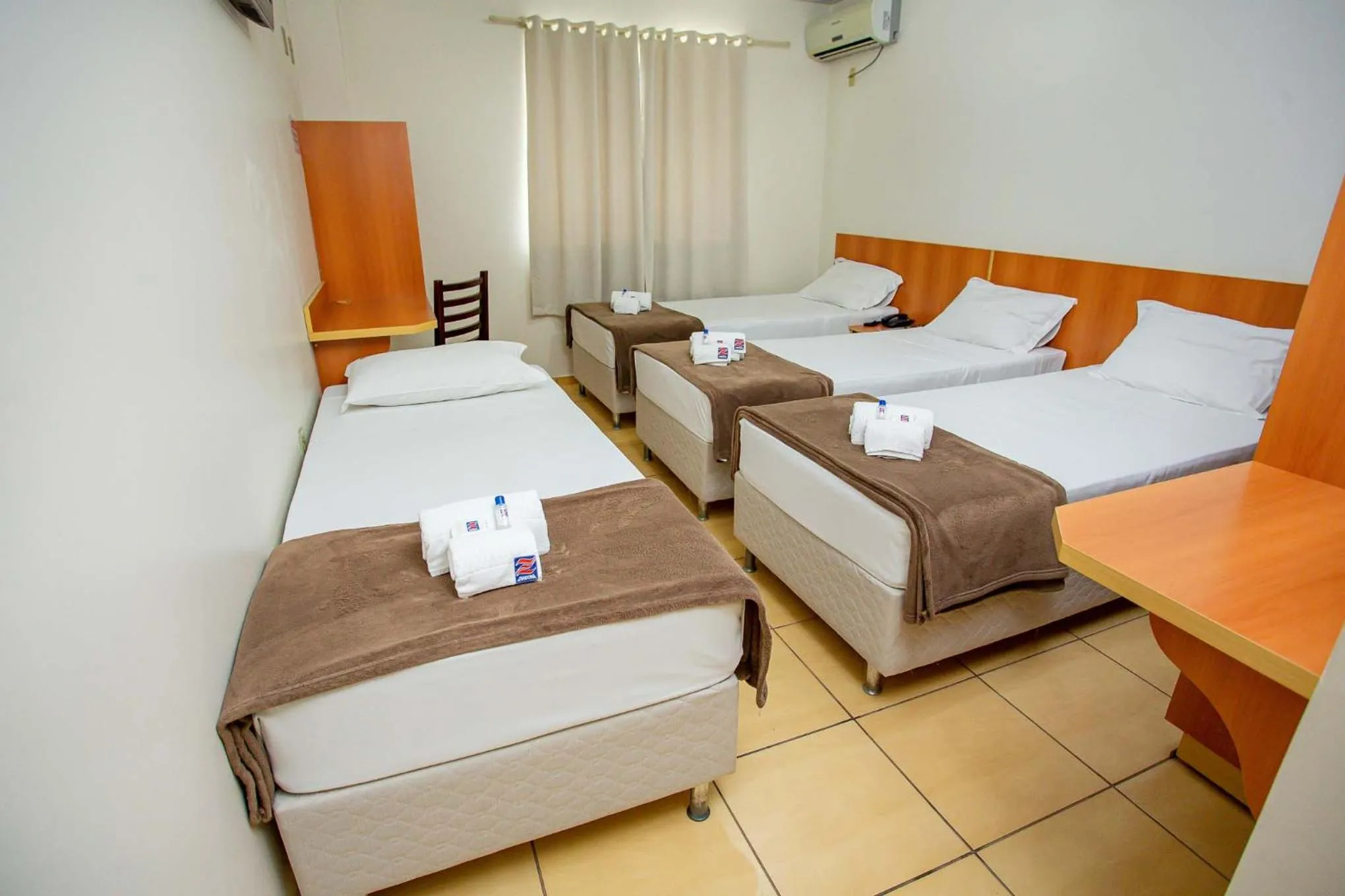 Bed in Hotel Zandoná