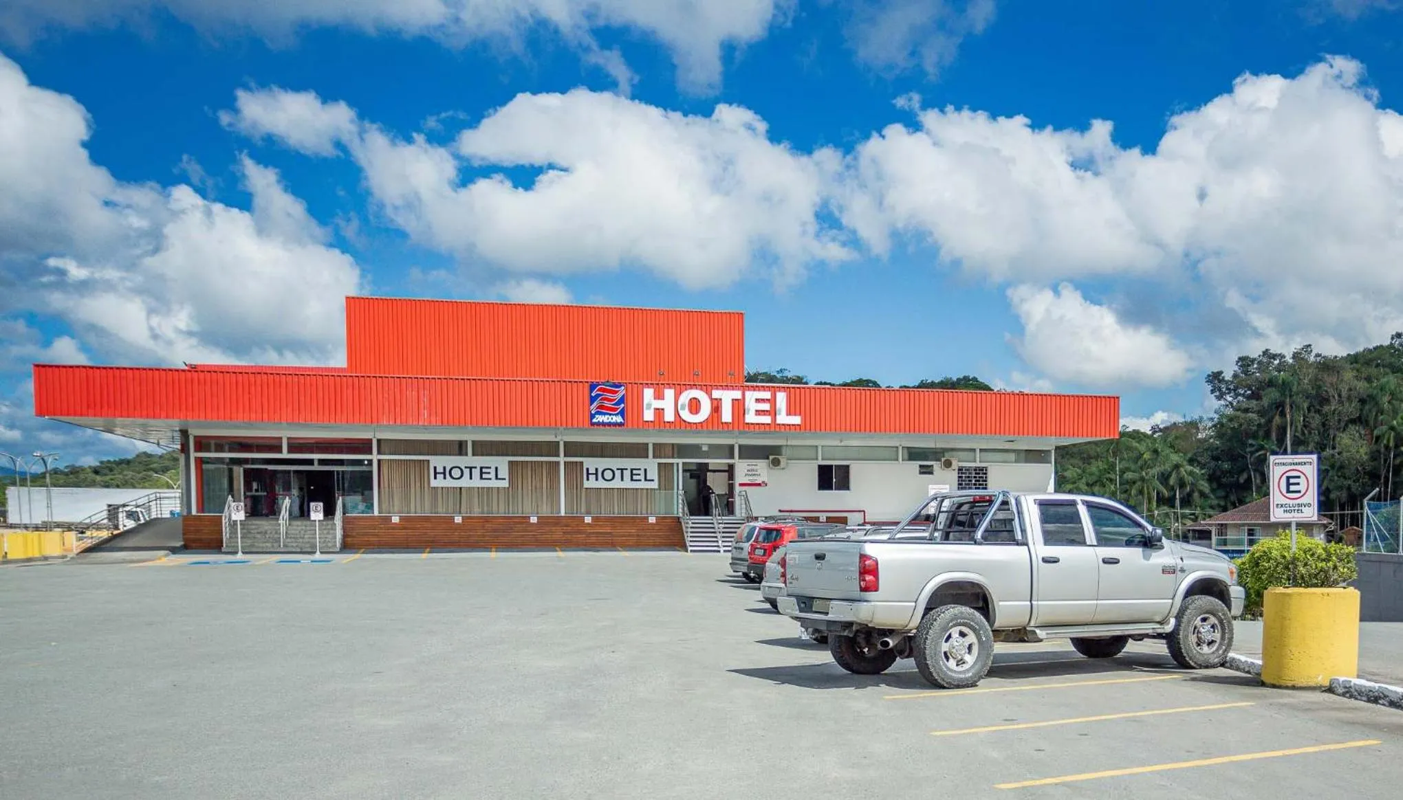 Hotel Zandoná