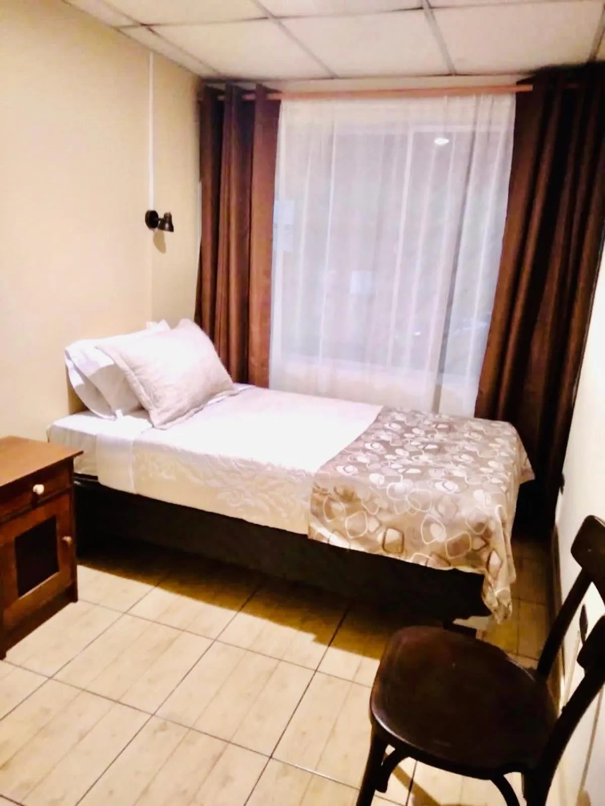 Bedroom, Bed in Hotel Intillanka