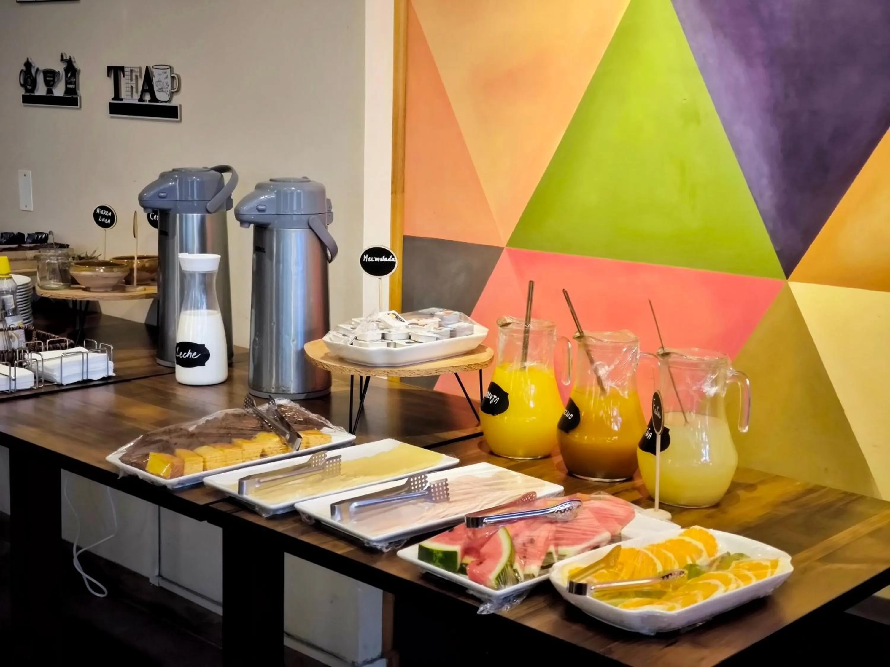 Breakfast in Hotel Intillanka