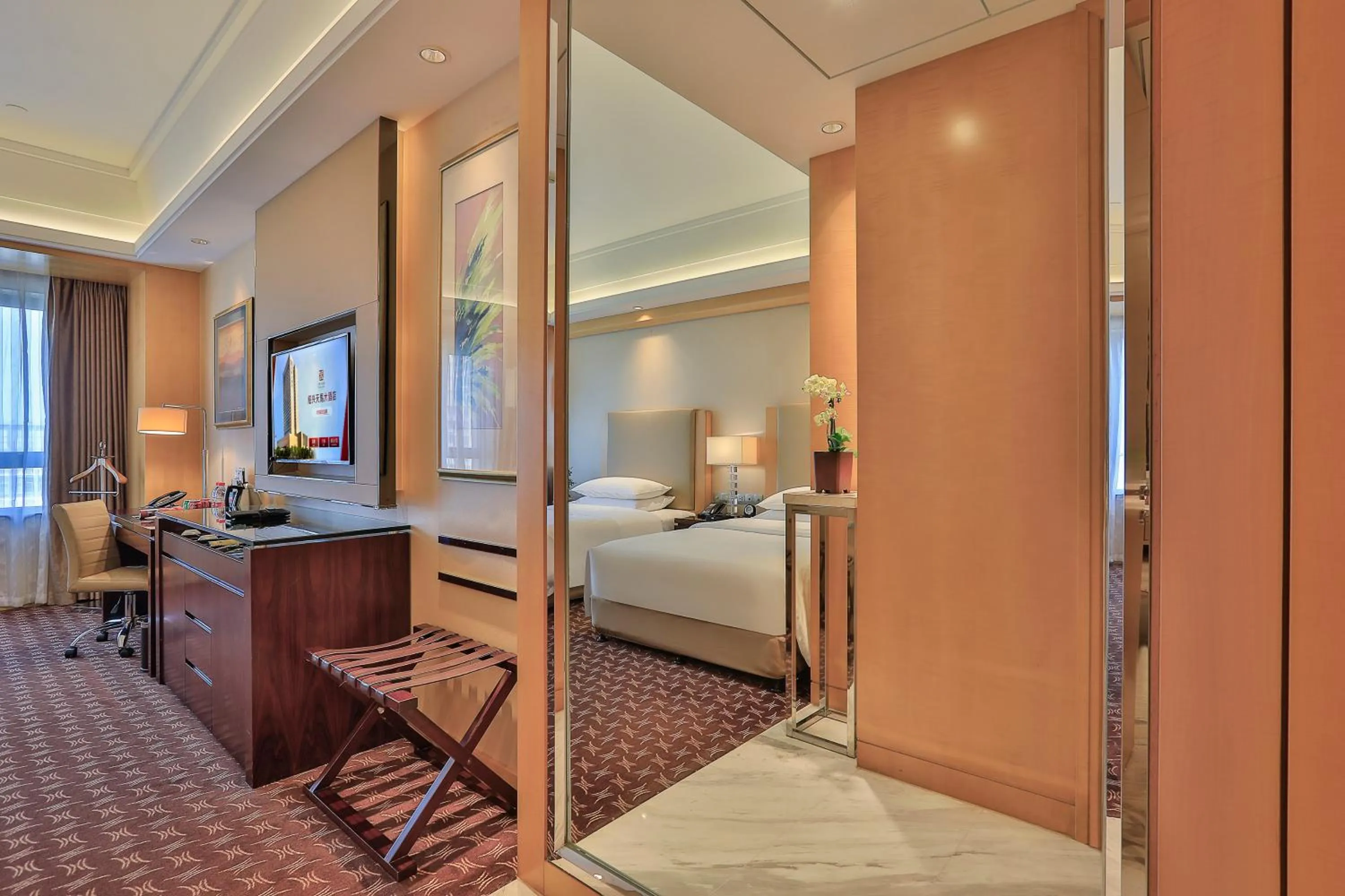 Bedroom, Bed in Shaoxing Tianma Grand Hotel