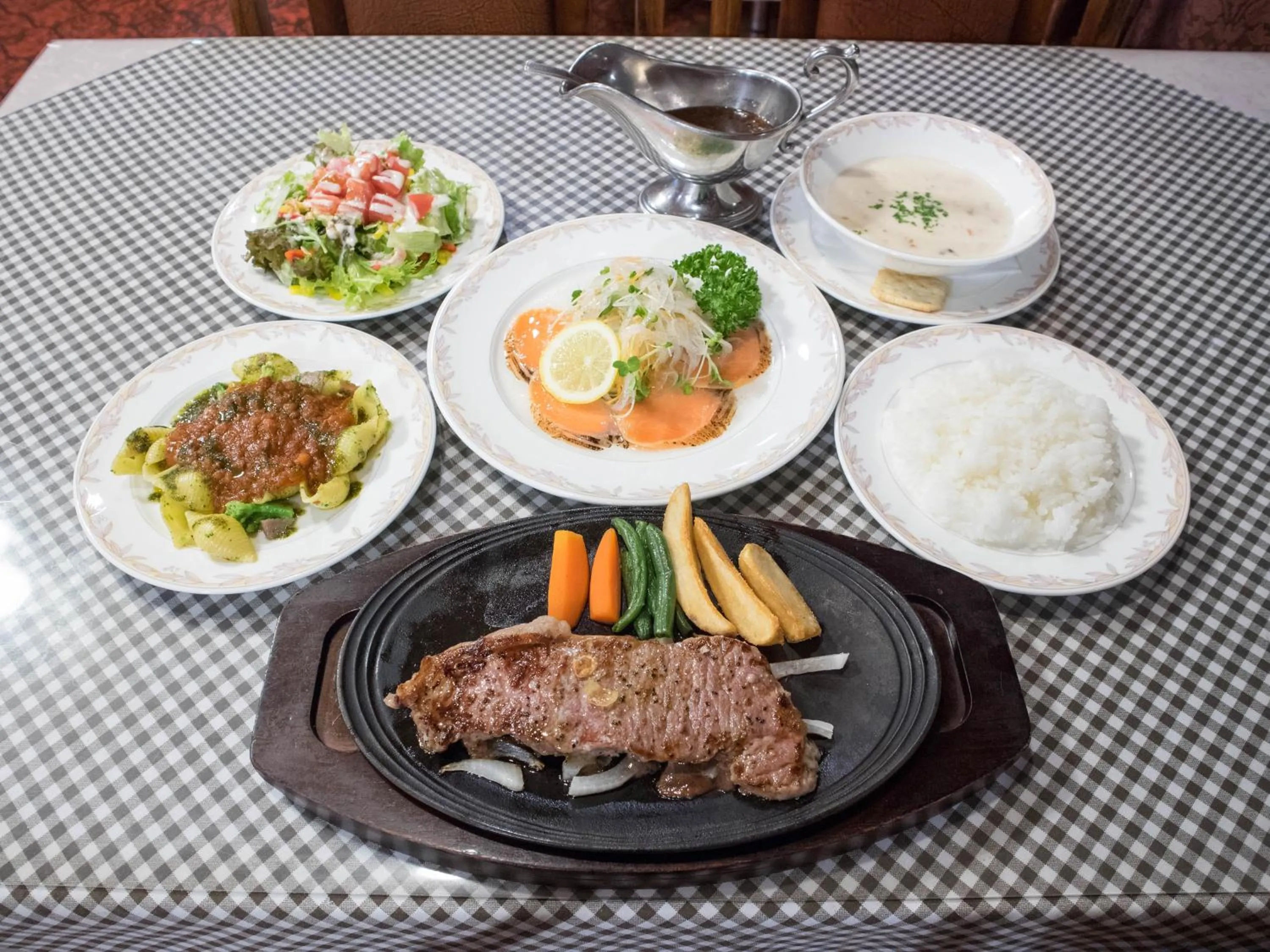 Dinner in Pension Eden