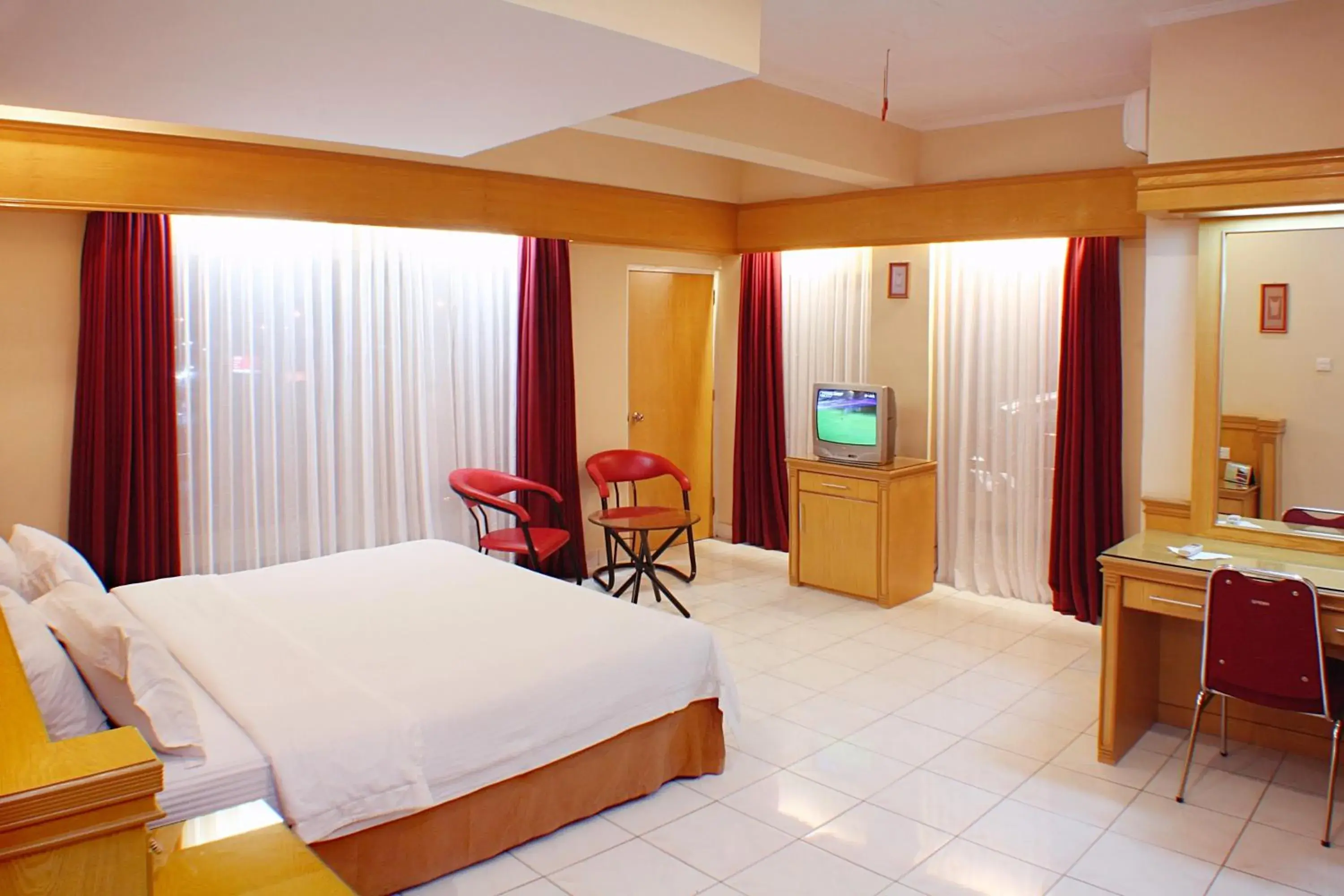 Superior Double or Twin Room in Hotel Hangtuah Superior Double or Twin Room in Hotel Hangtuah