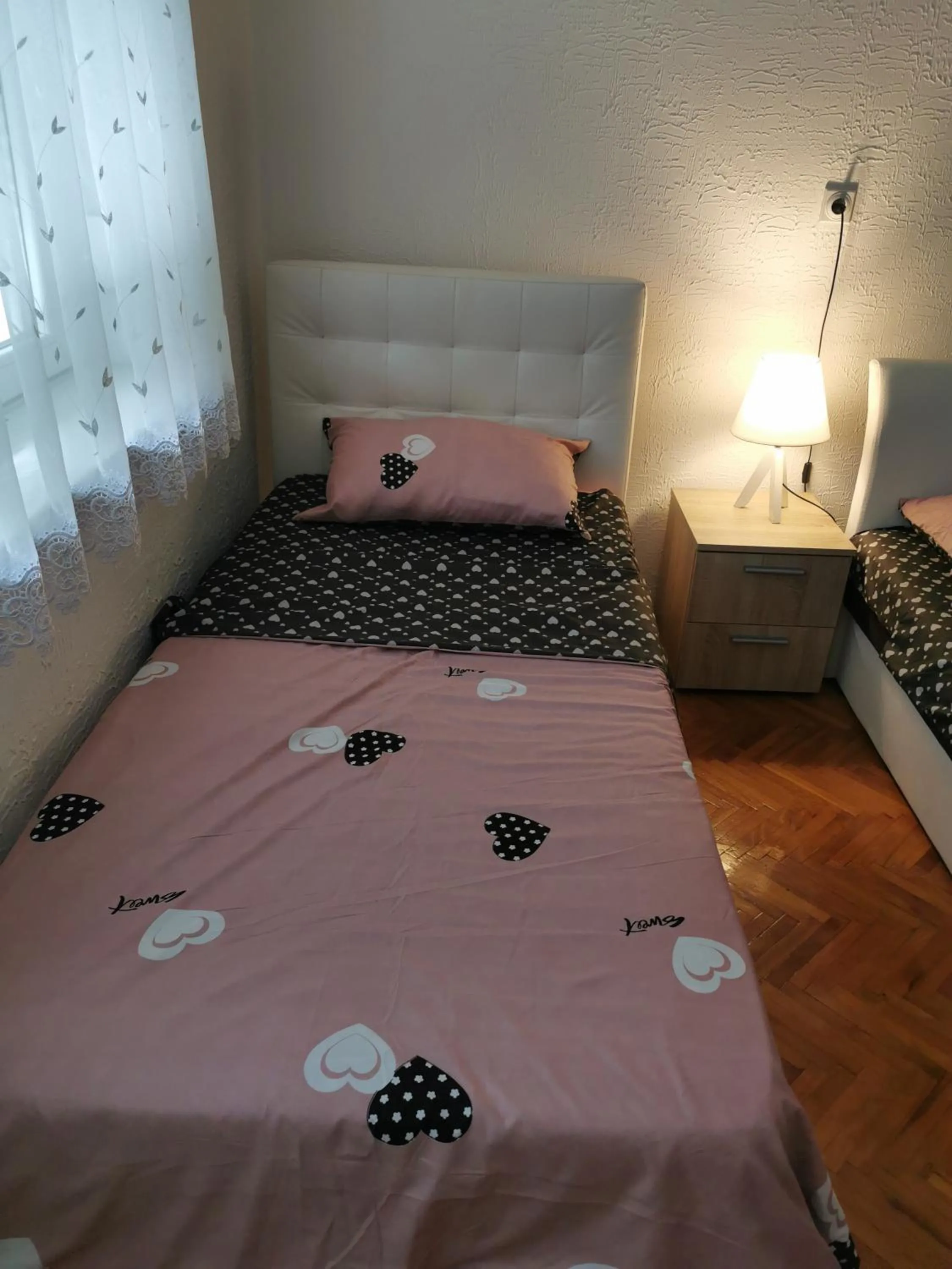 Bed in City Center Apartment JOTIC