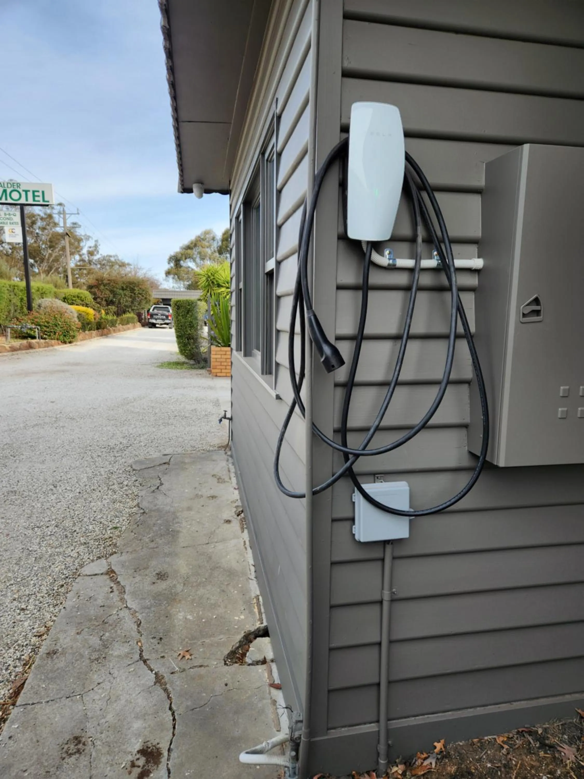 Parking in Calder Family Motel