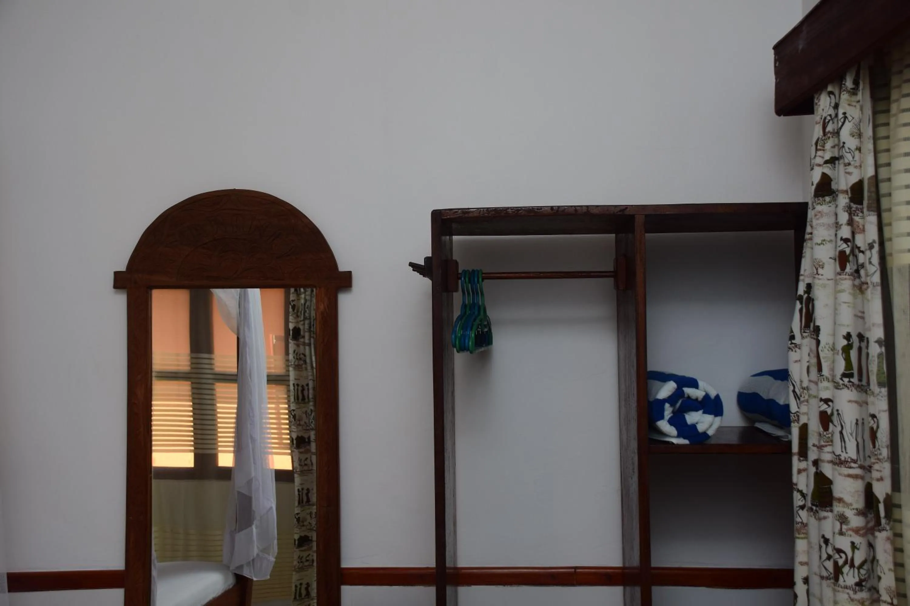 wardrobe in Mnarani Beach Cottages