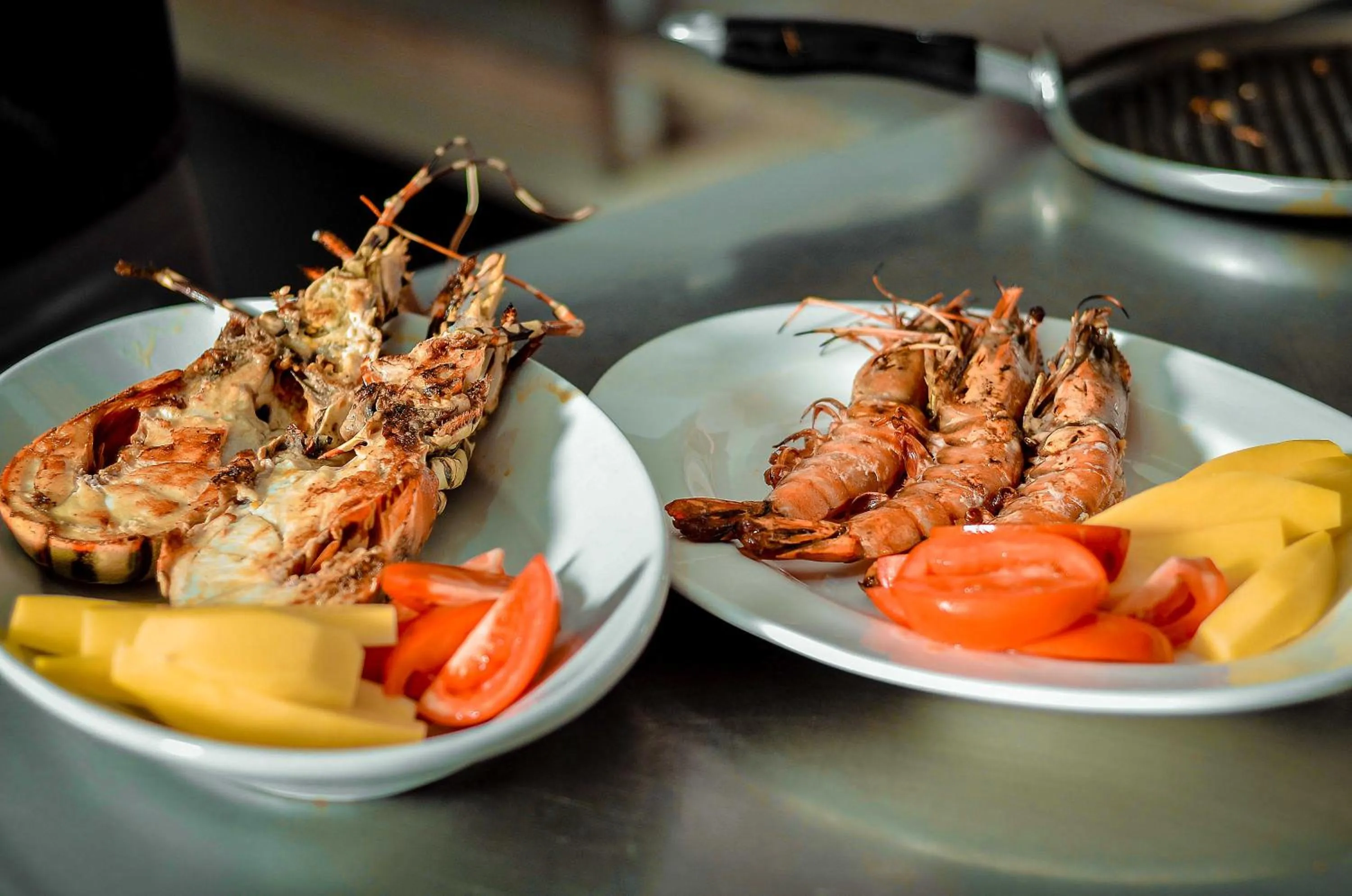 Lunch in Mnarani Beach Cottages