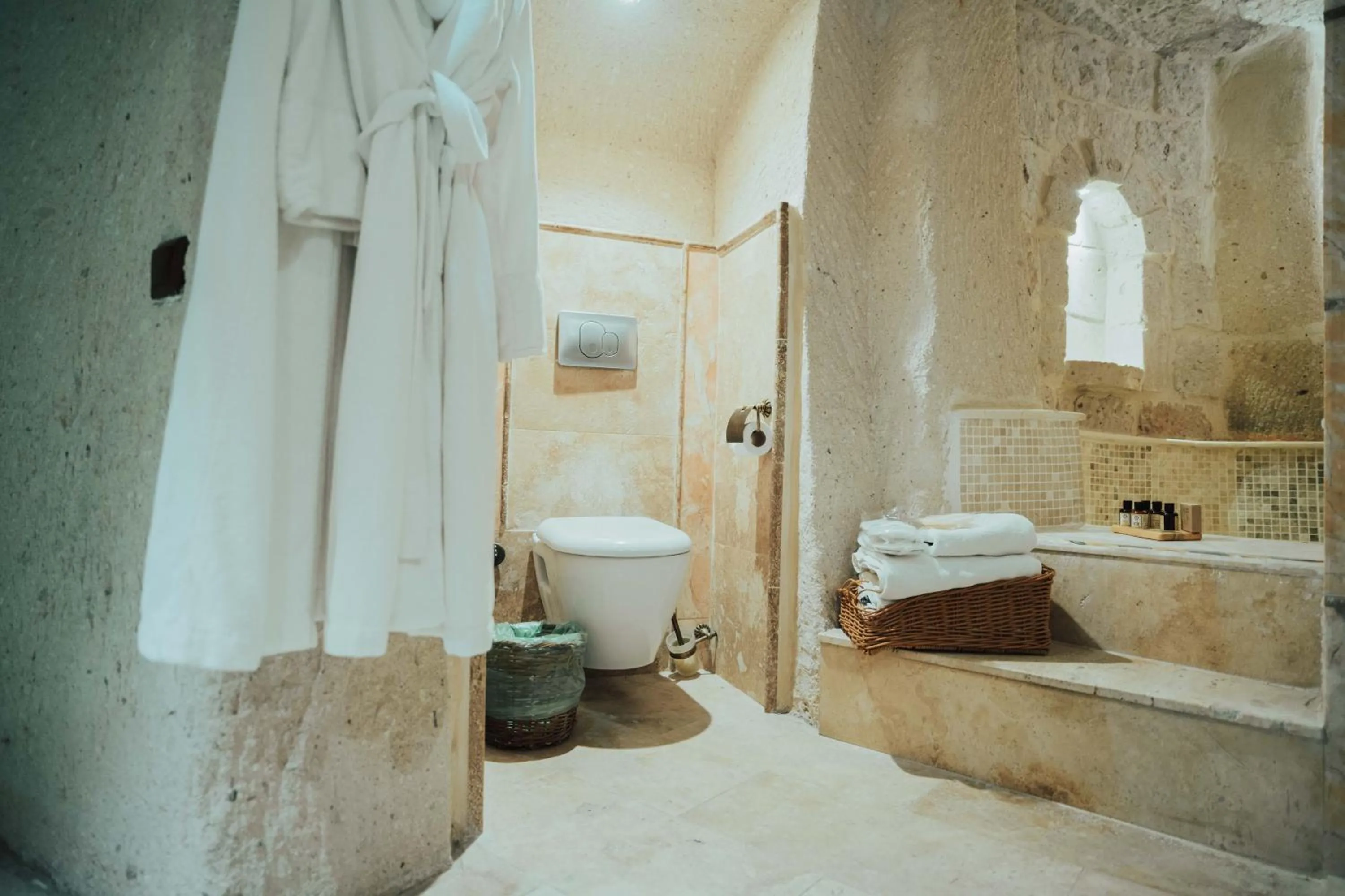 Shower in Hu of Cappadocia - Special Class