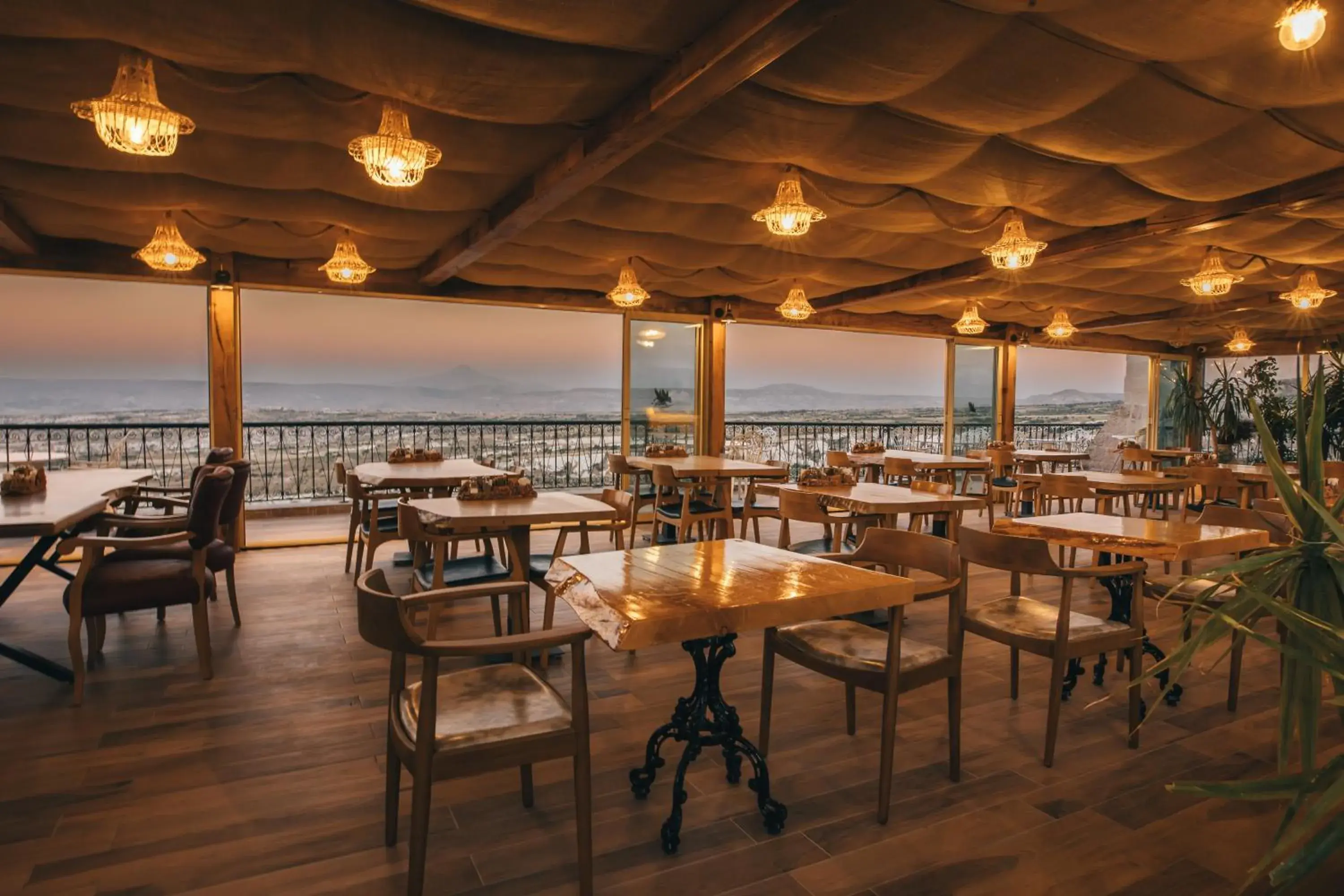 Restaurant/places to eat in Hu of Cappadocia - Special Class Restaurant/places to eat in Hu of Cappadocia - Special Class