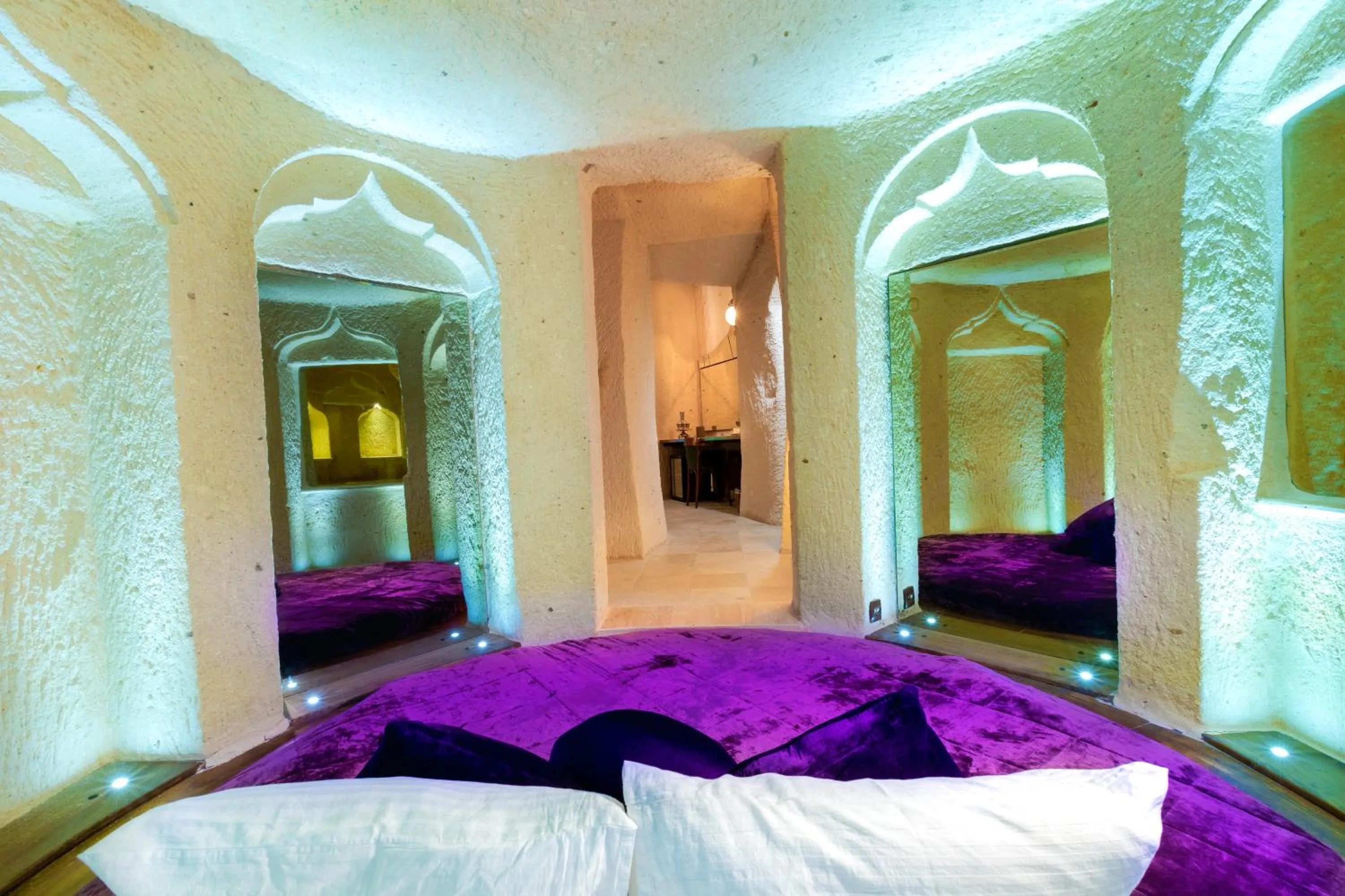 Bed in Hu of Cappadocia - Special Class
