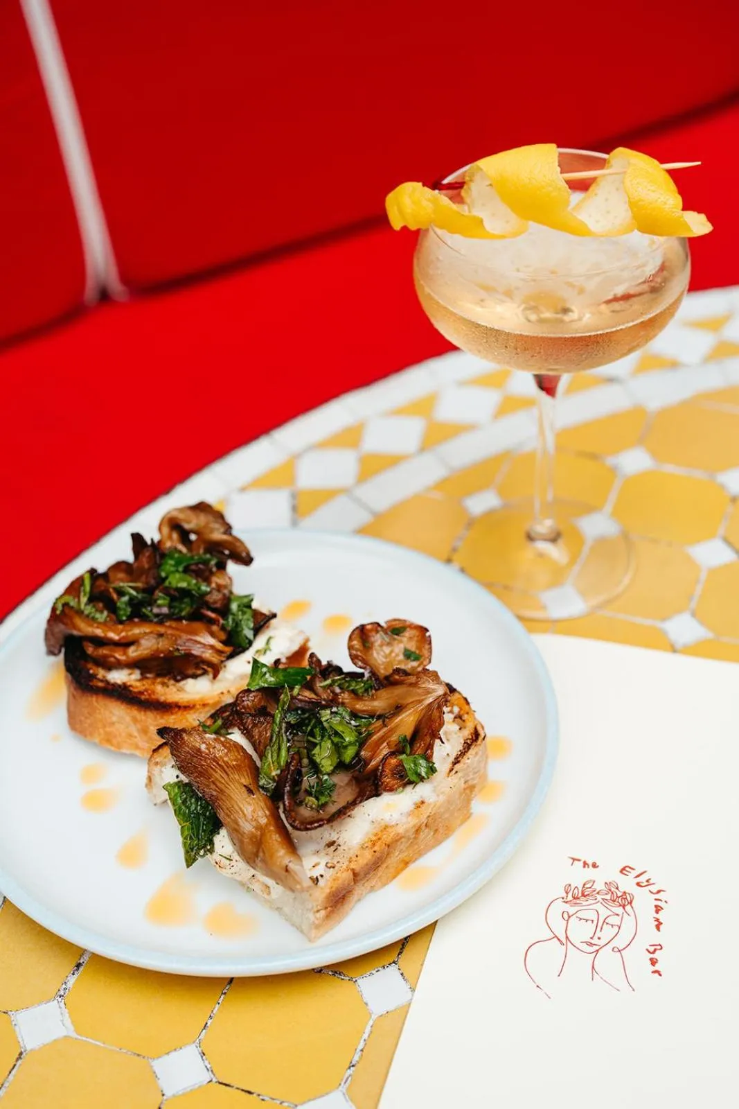 Restaurant/places to eat in Hotel Peter and Paul, an Ash Hotel