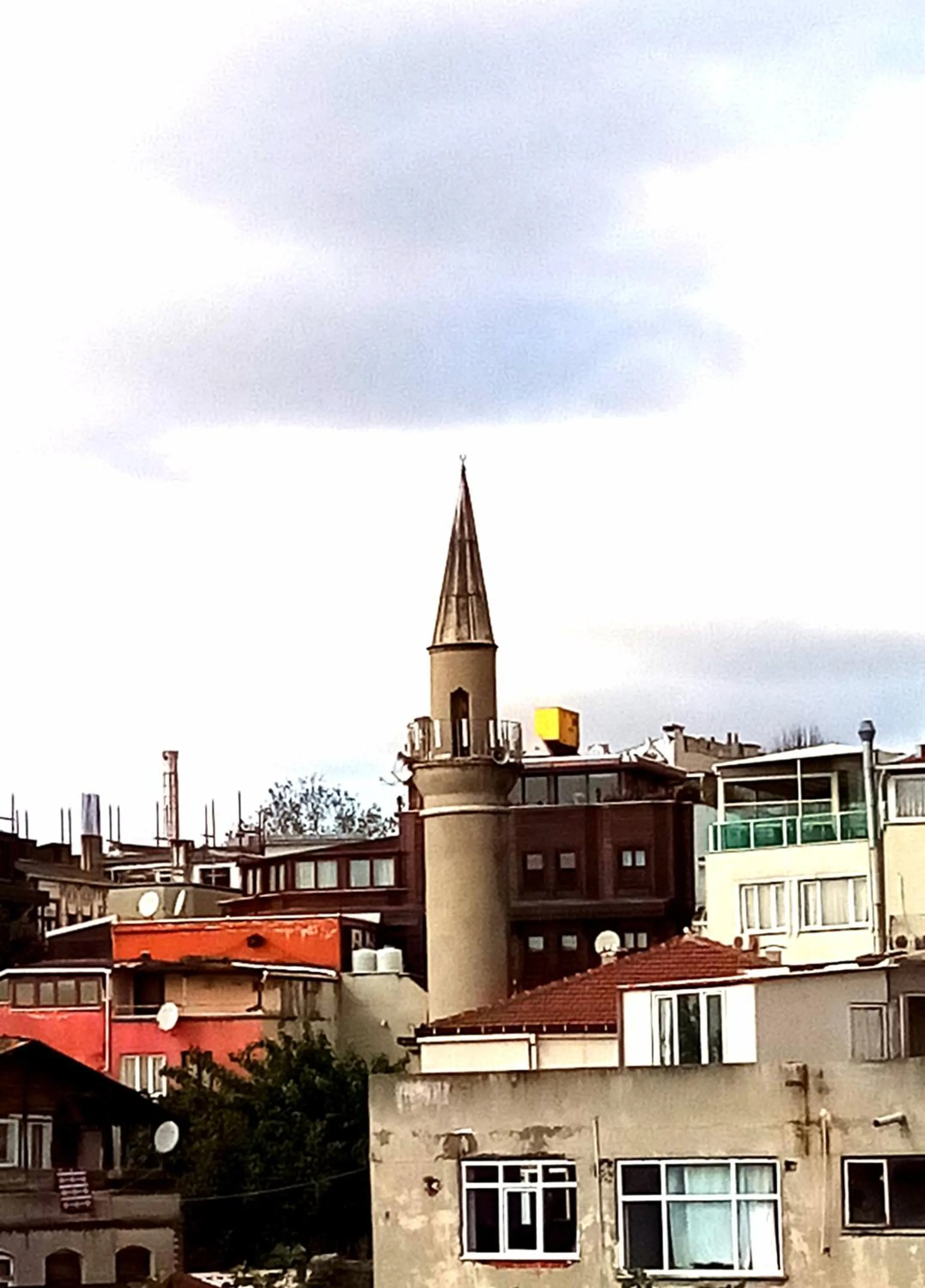 Nearby landmark in Yasin Apart hotel