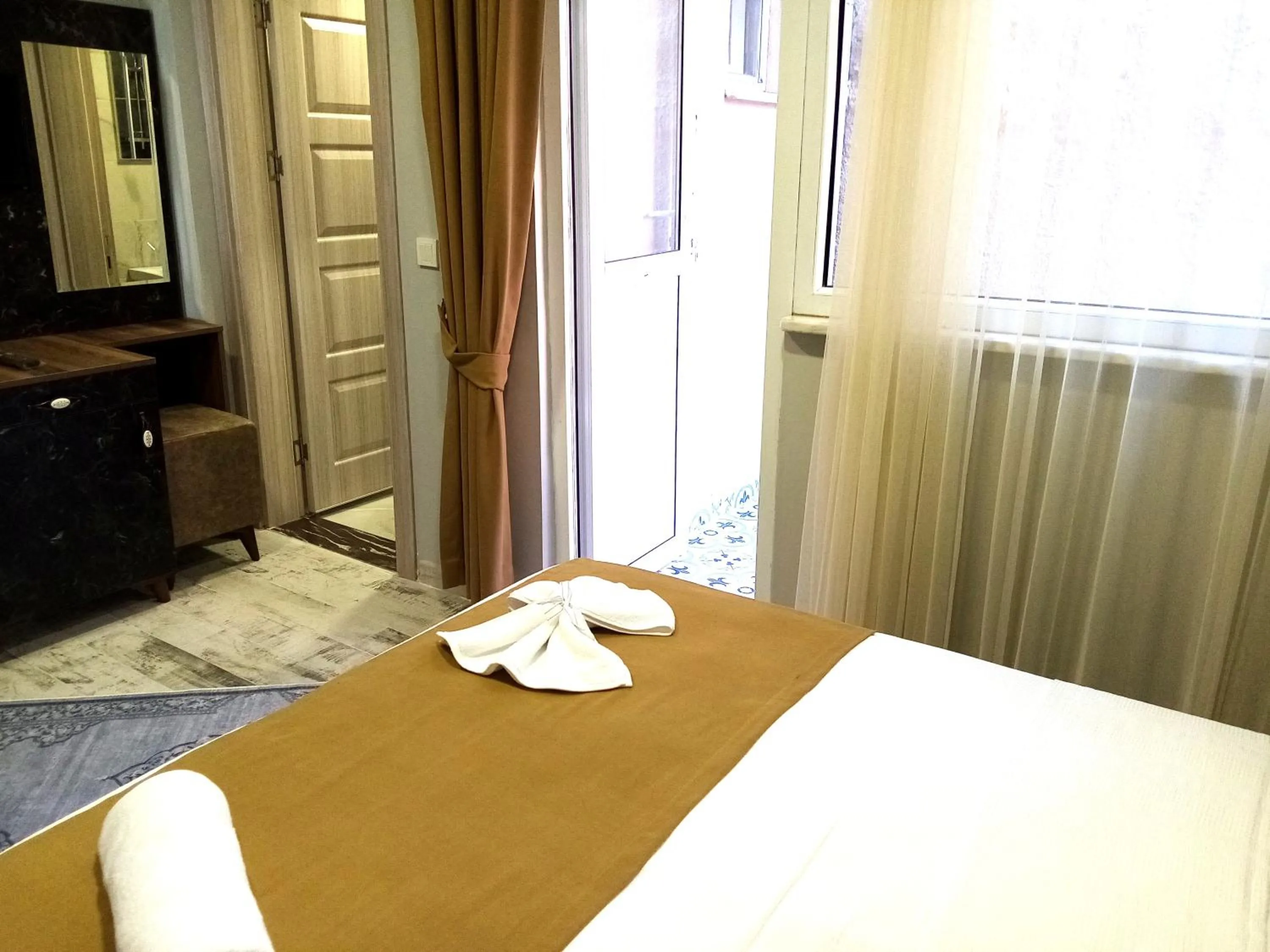 Massage, Bed in Yasin Apart hotel