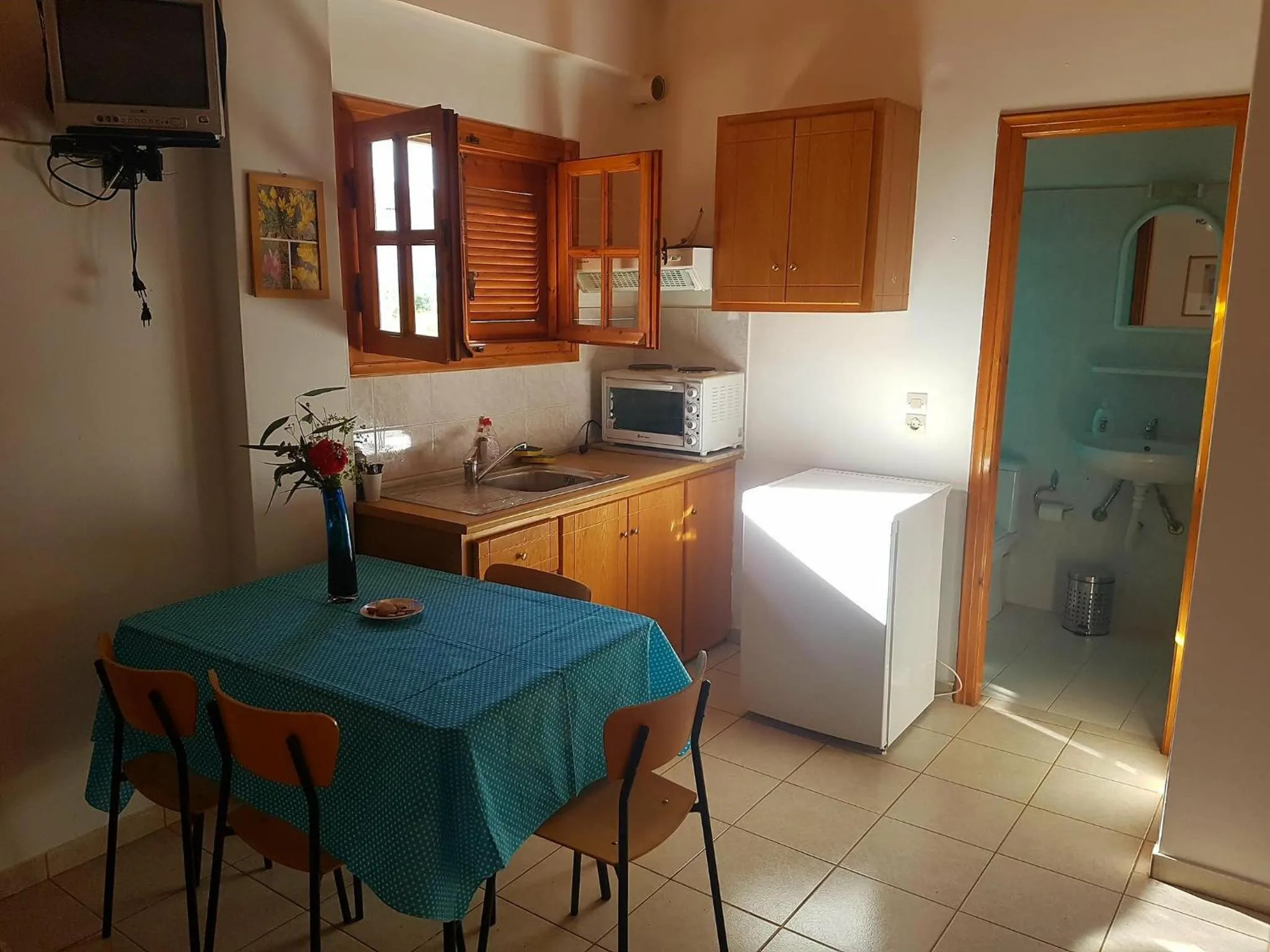 Niki Apartments