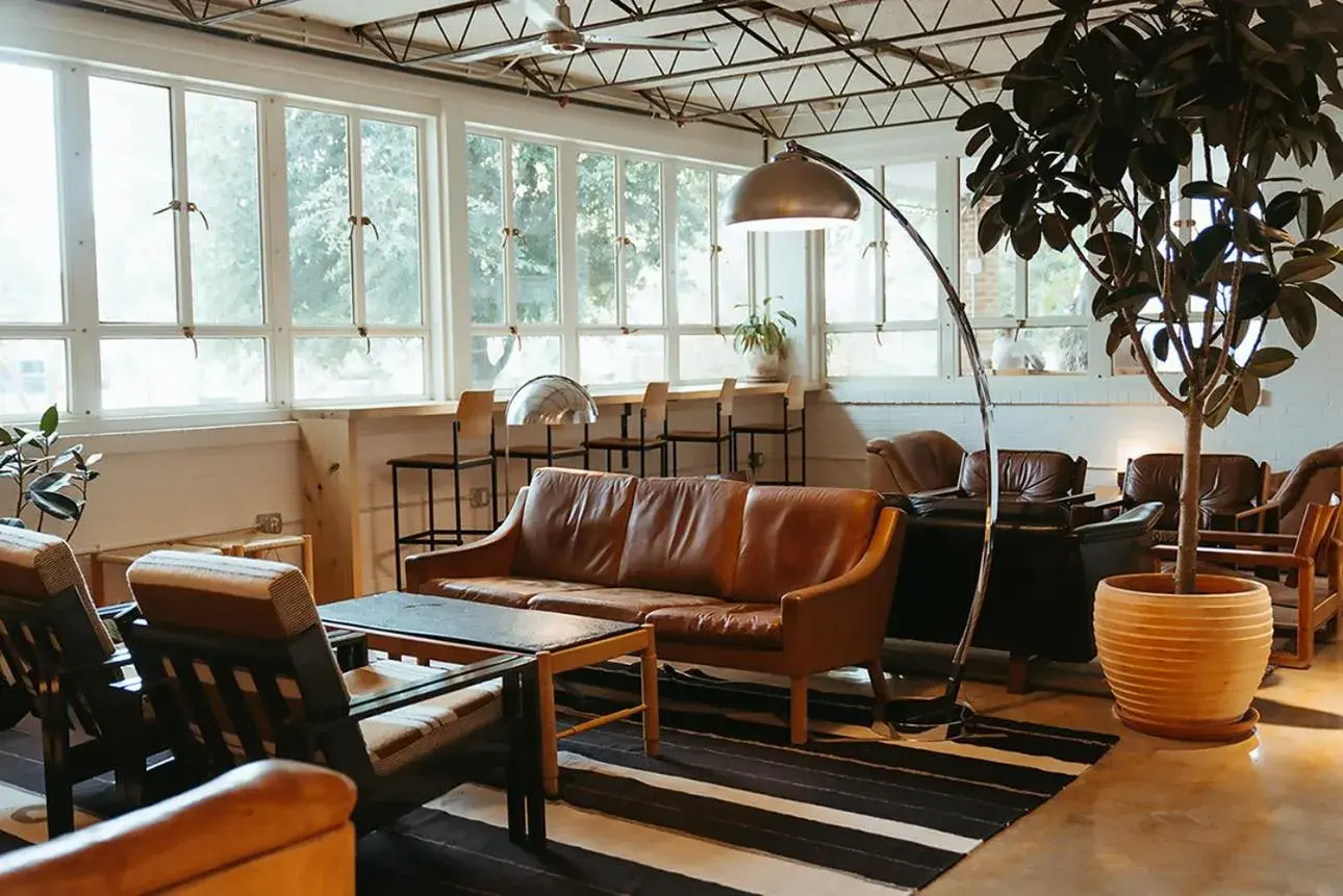 Lounge or bar in The Carpenter Hotel Lounge or bar in The Carpenter Hotel