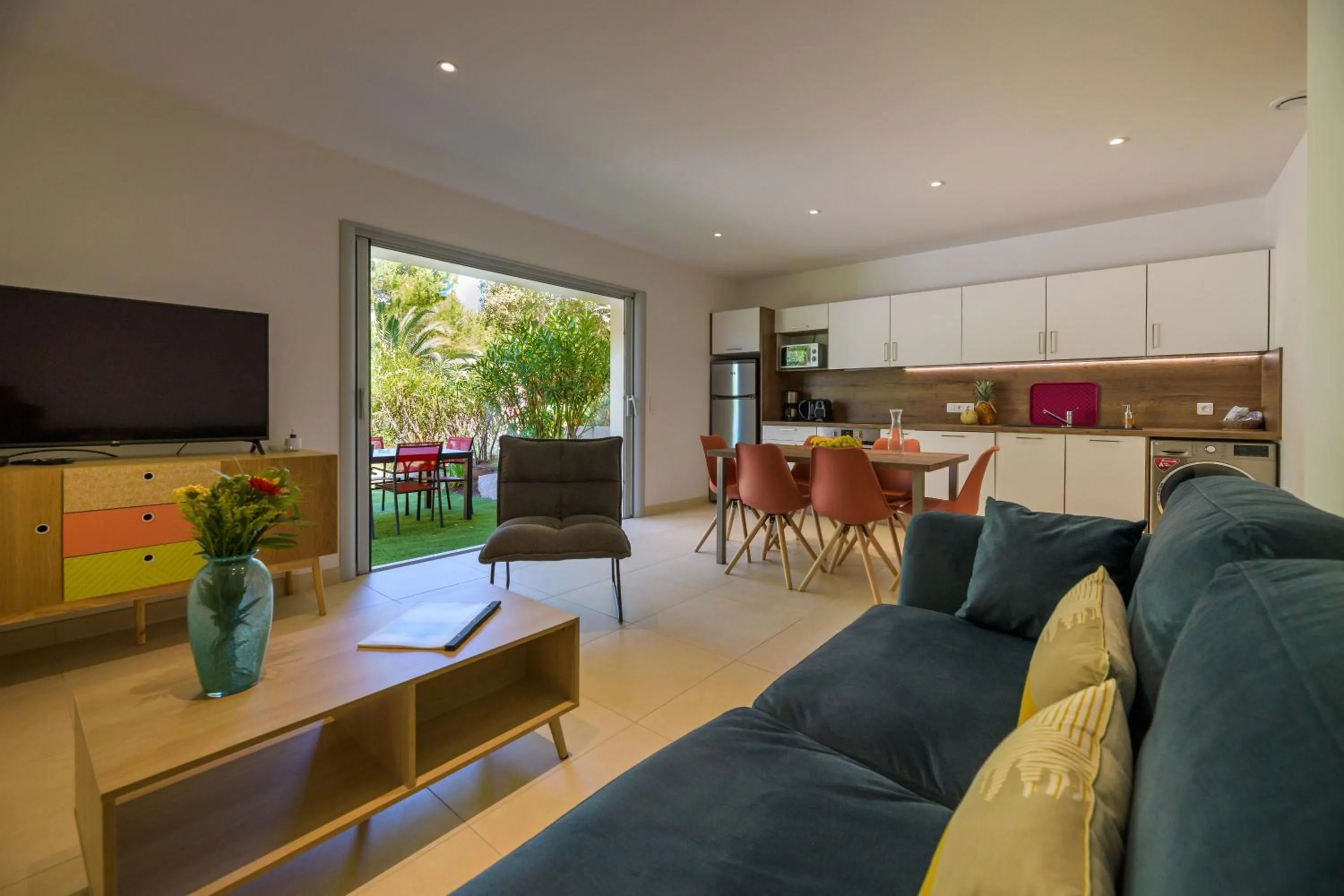 Kitchen or kitchenette in Les Pins de Santa Giulia