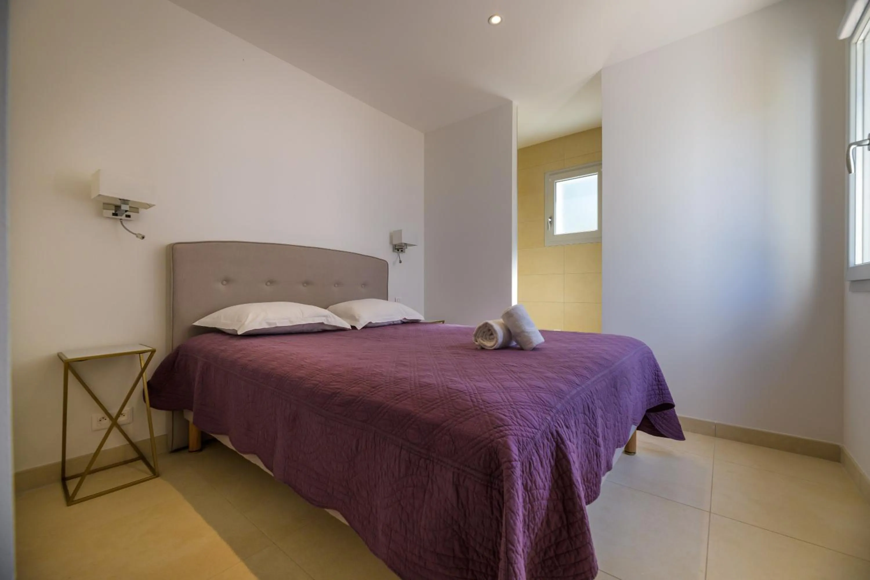 Bedroom, Bed in Les Pins de Santa Giulia
