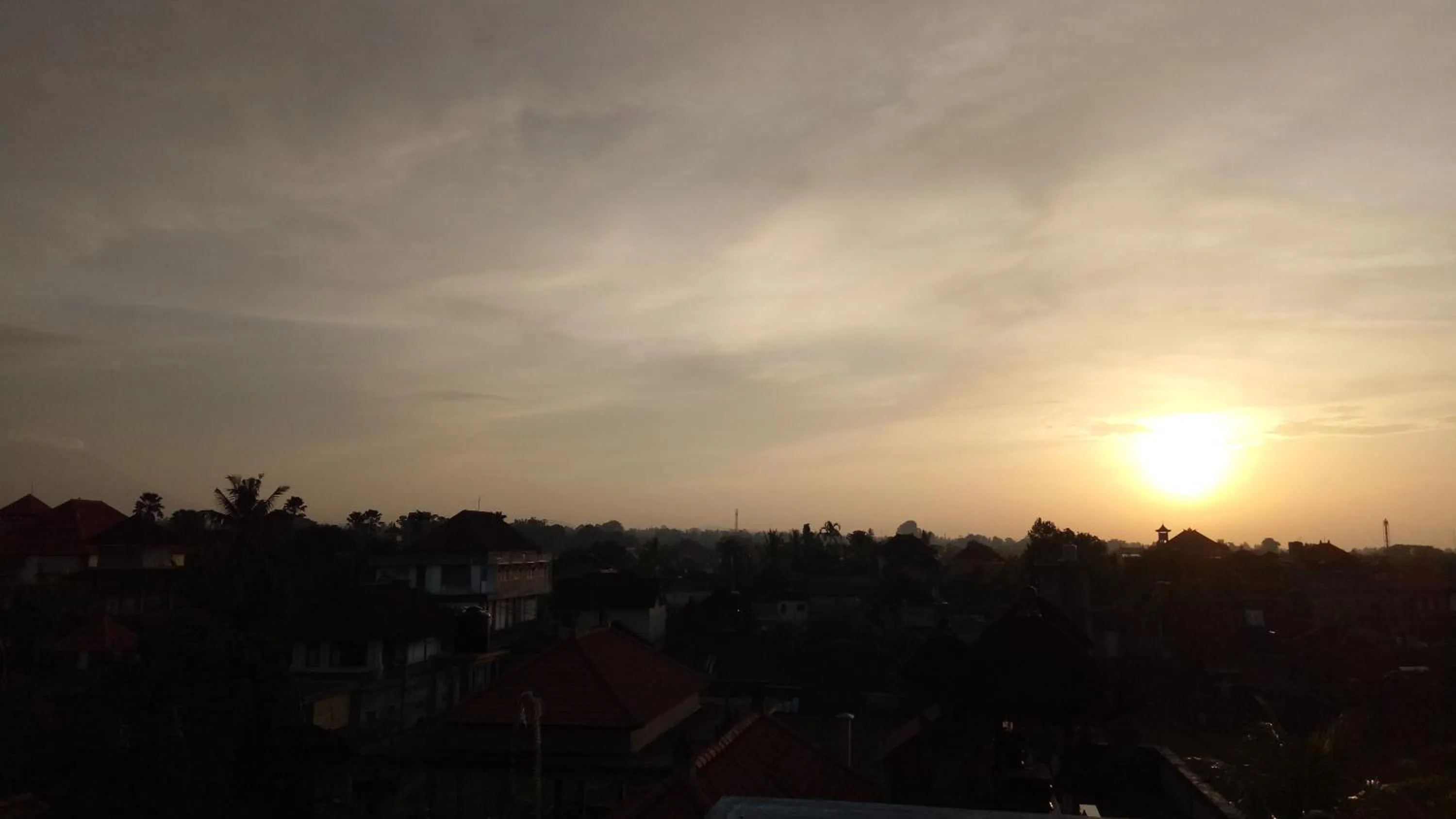 Property building in Hibiscus Cottages