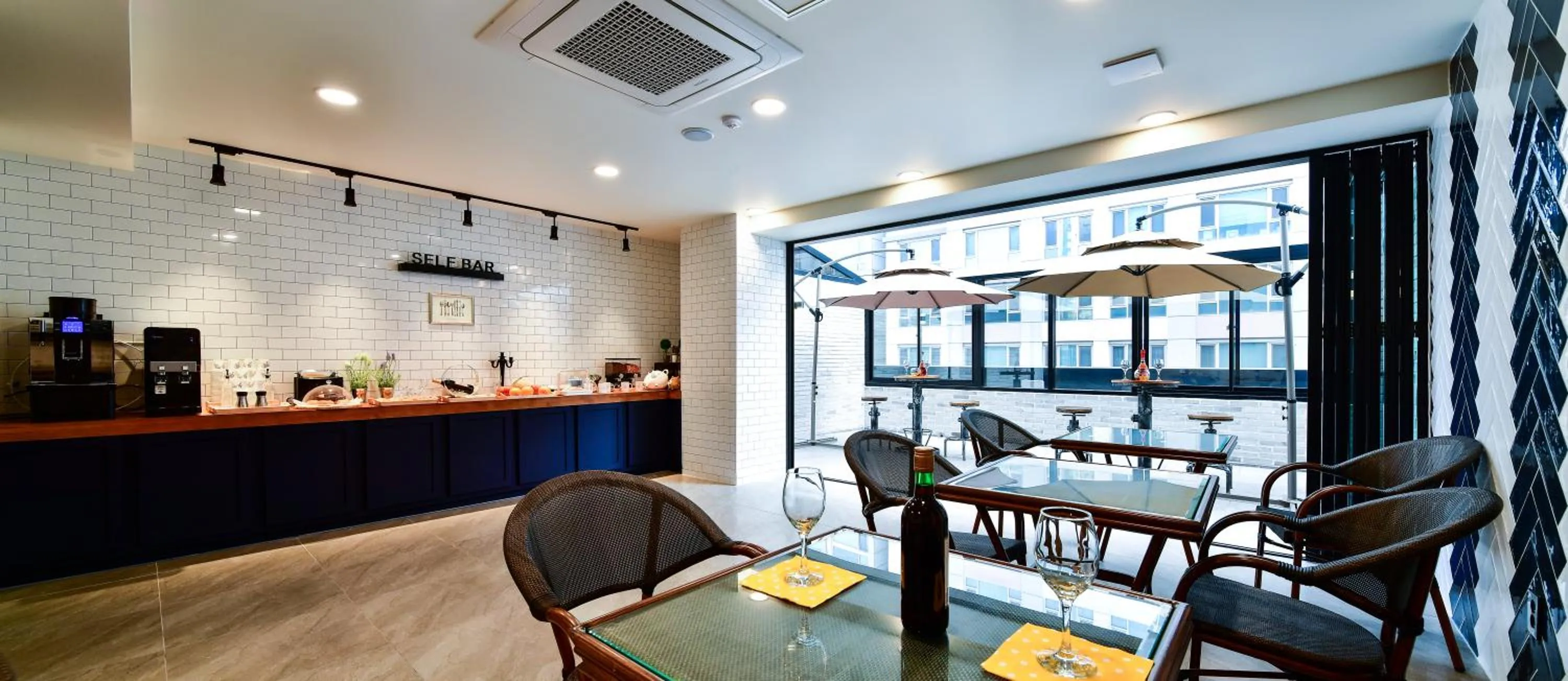 Seating area in Hotel Ritz