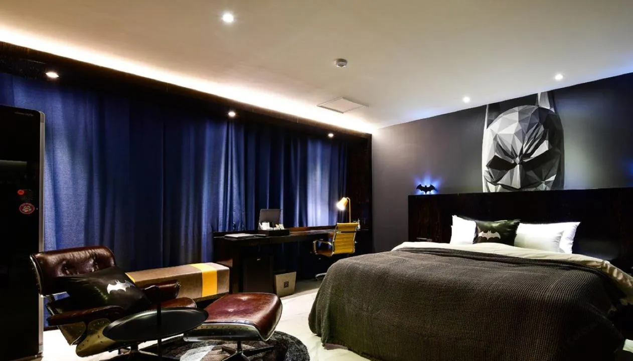 Photo of the whole room, Bed in Hotel Ritz