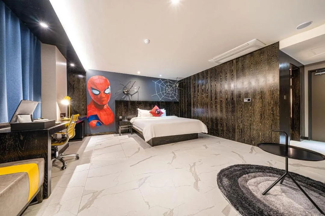 Photo of the whole room, Bed in Hotel Ritz