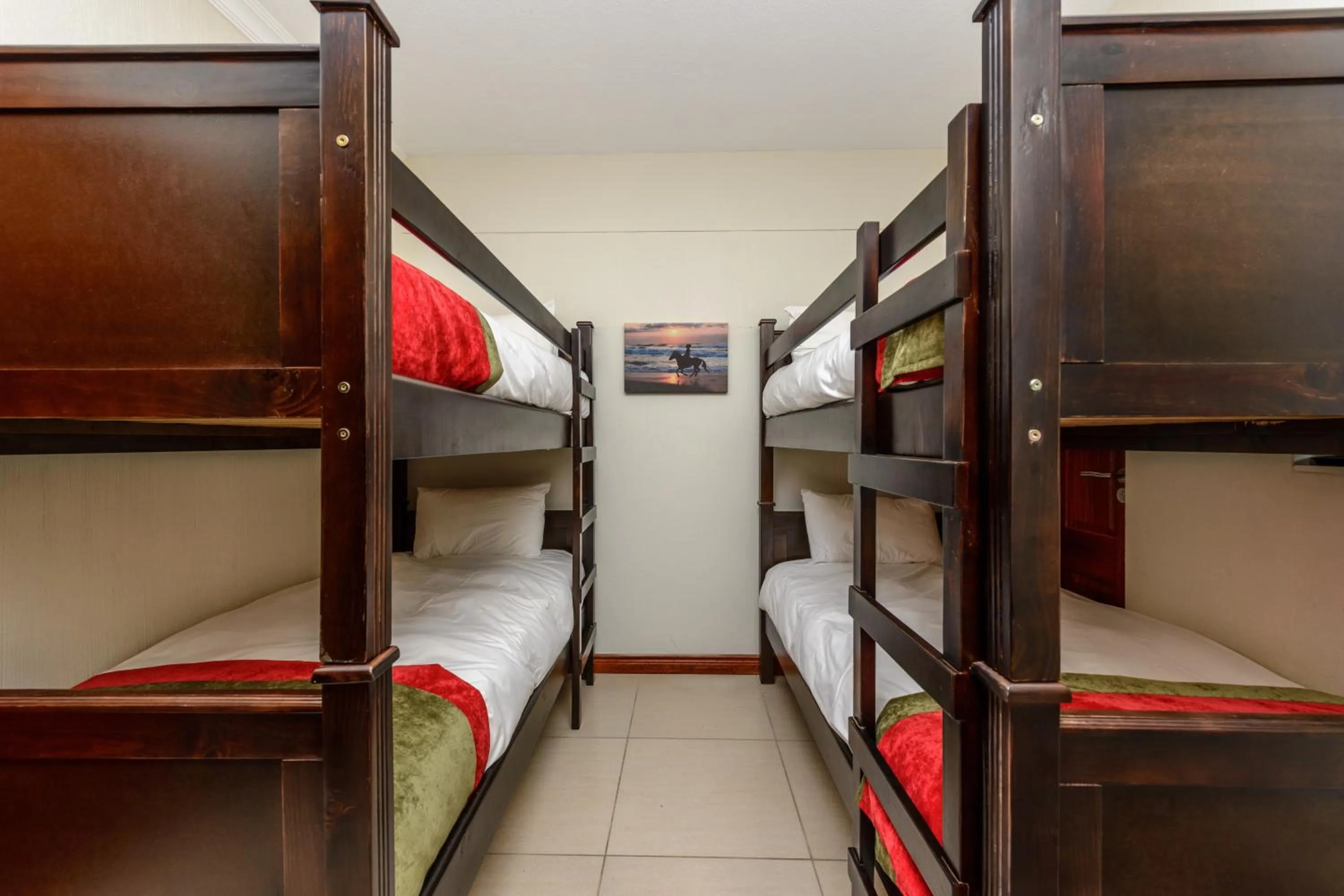 Bed in Umthunzi Hotel and Conference