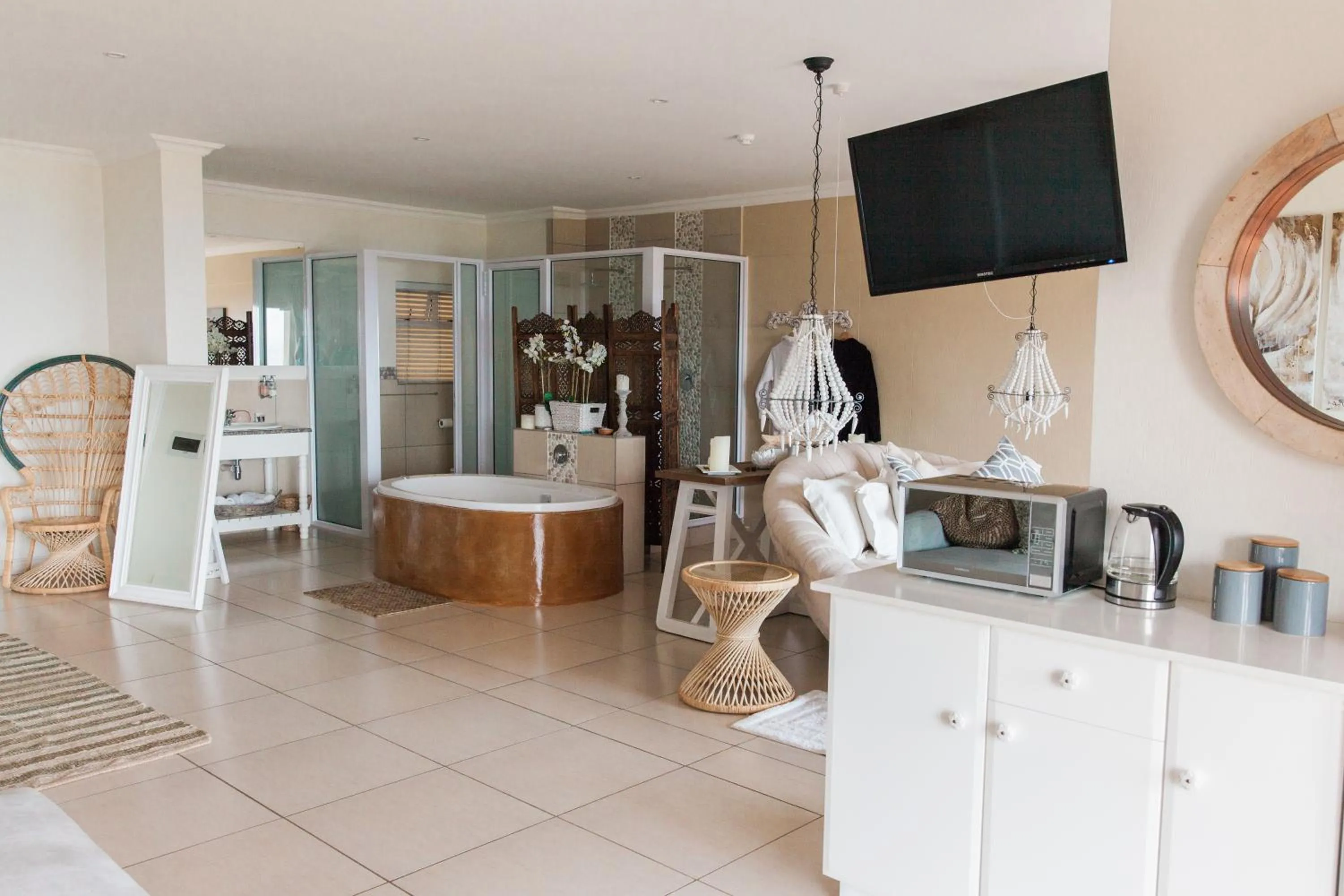 Bathroom in Umthunzi Hotel and Conference