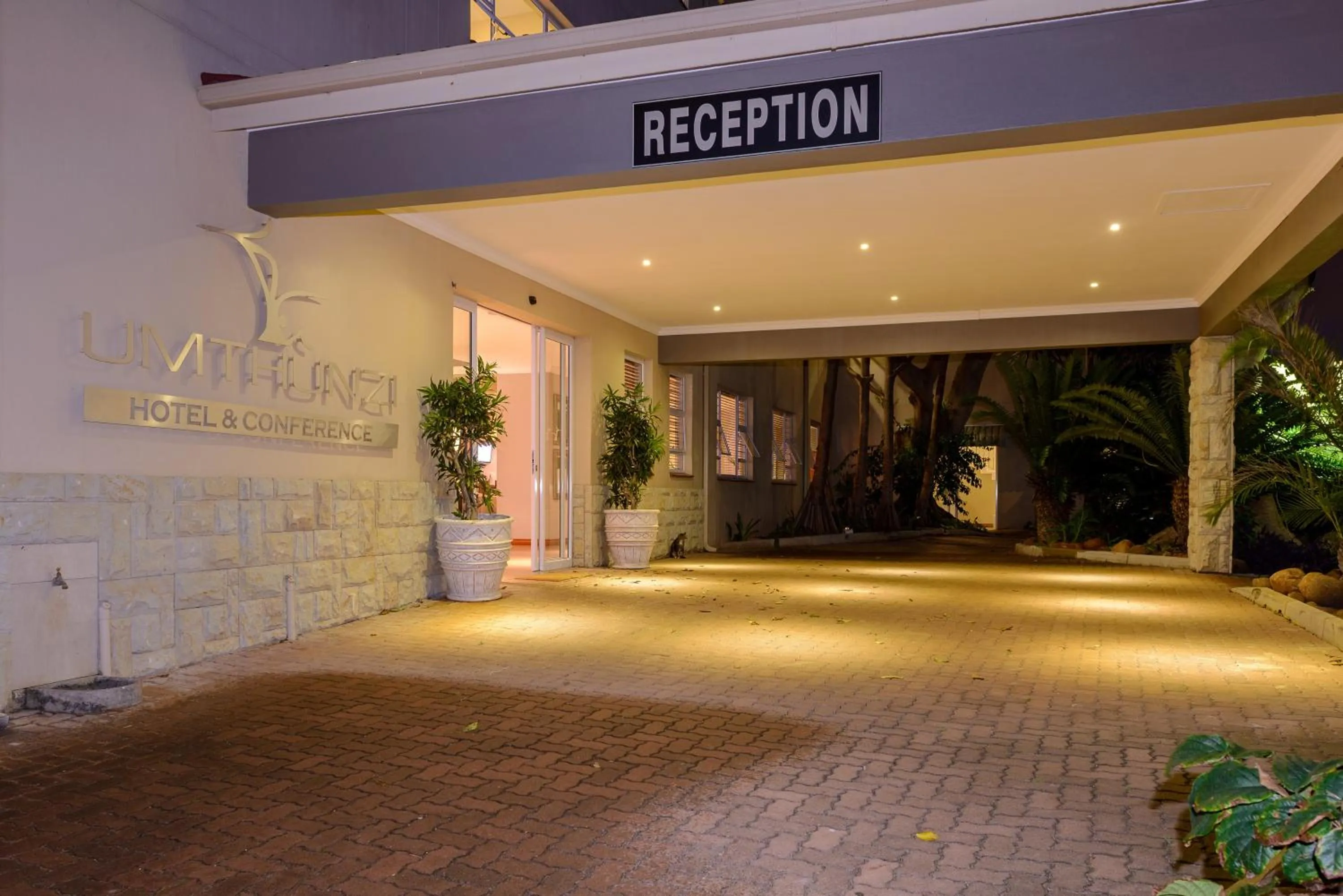 Lobby or reception in Umthunzi Hotel and Conference