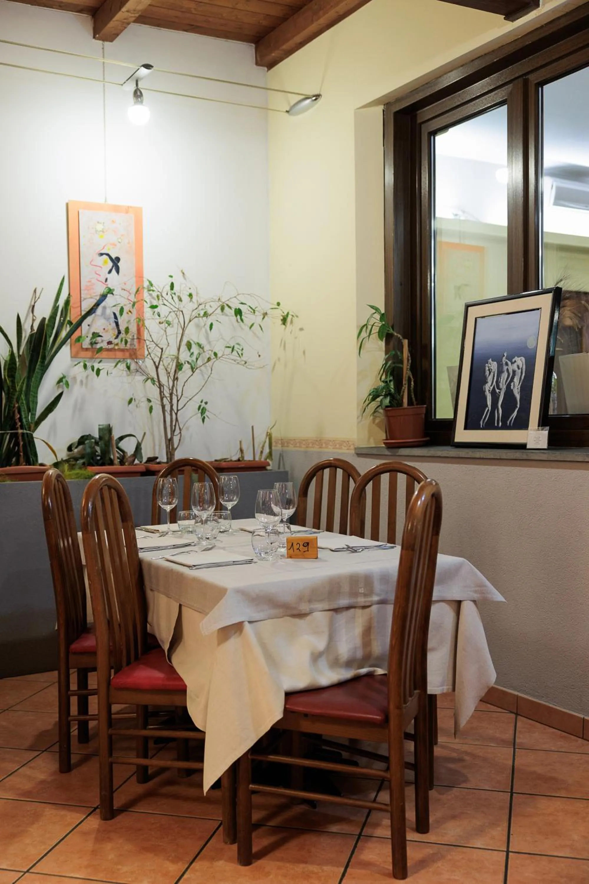 Restaurant/places to eat in Albergo Baffo
