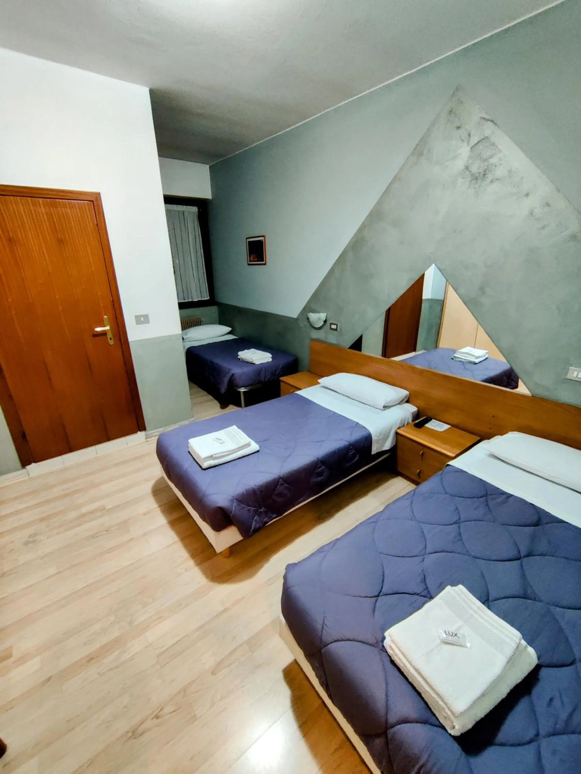 Photo of the whole room, Bed in Albergo Baffo