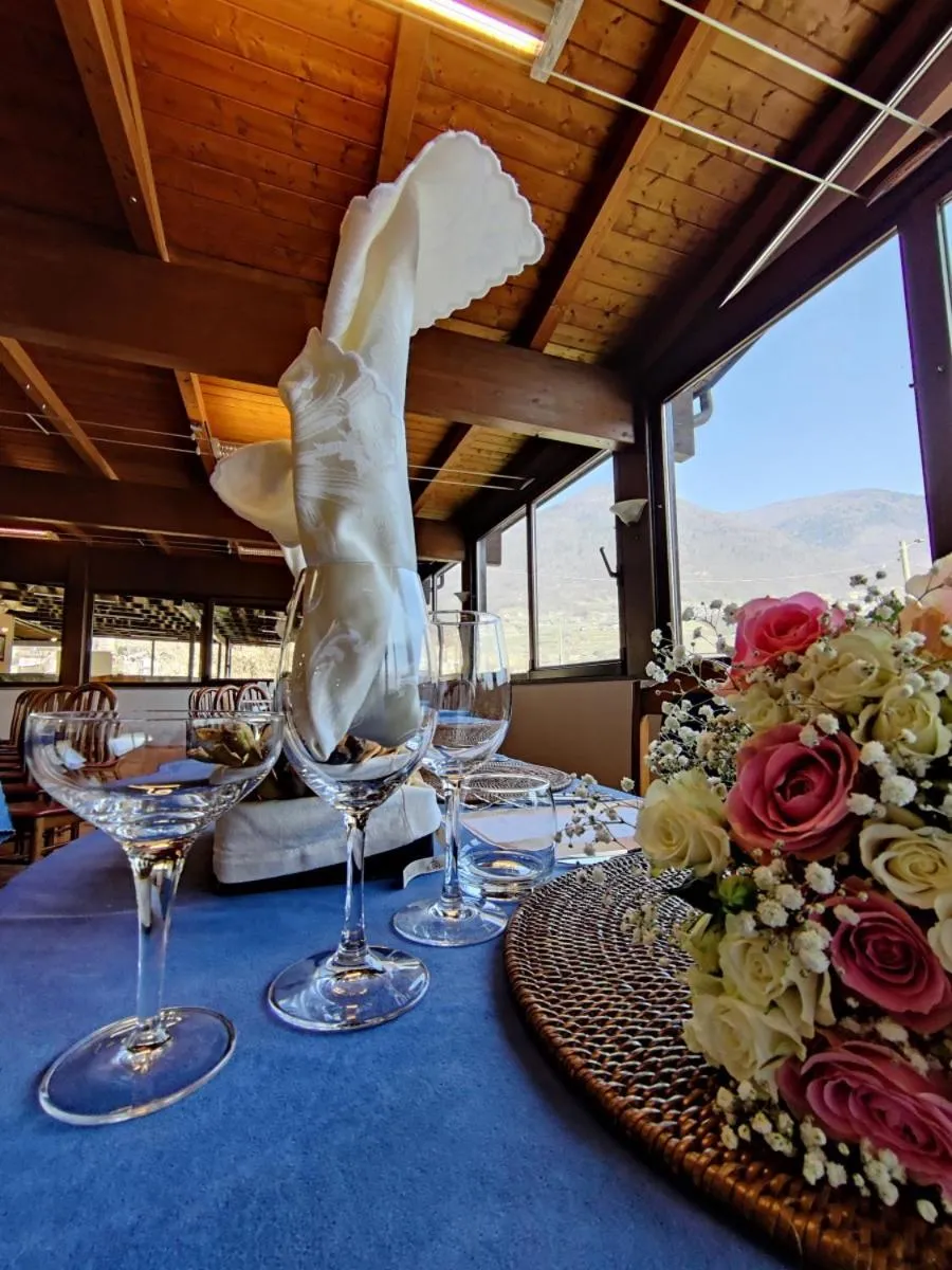Food and drinks in Albergo Baffo