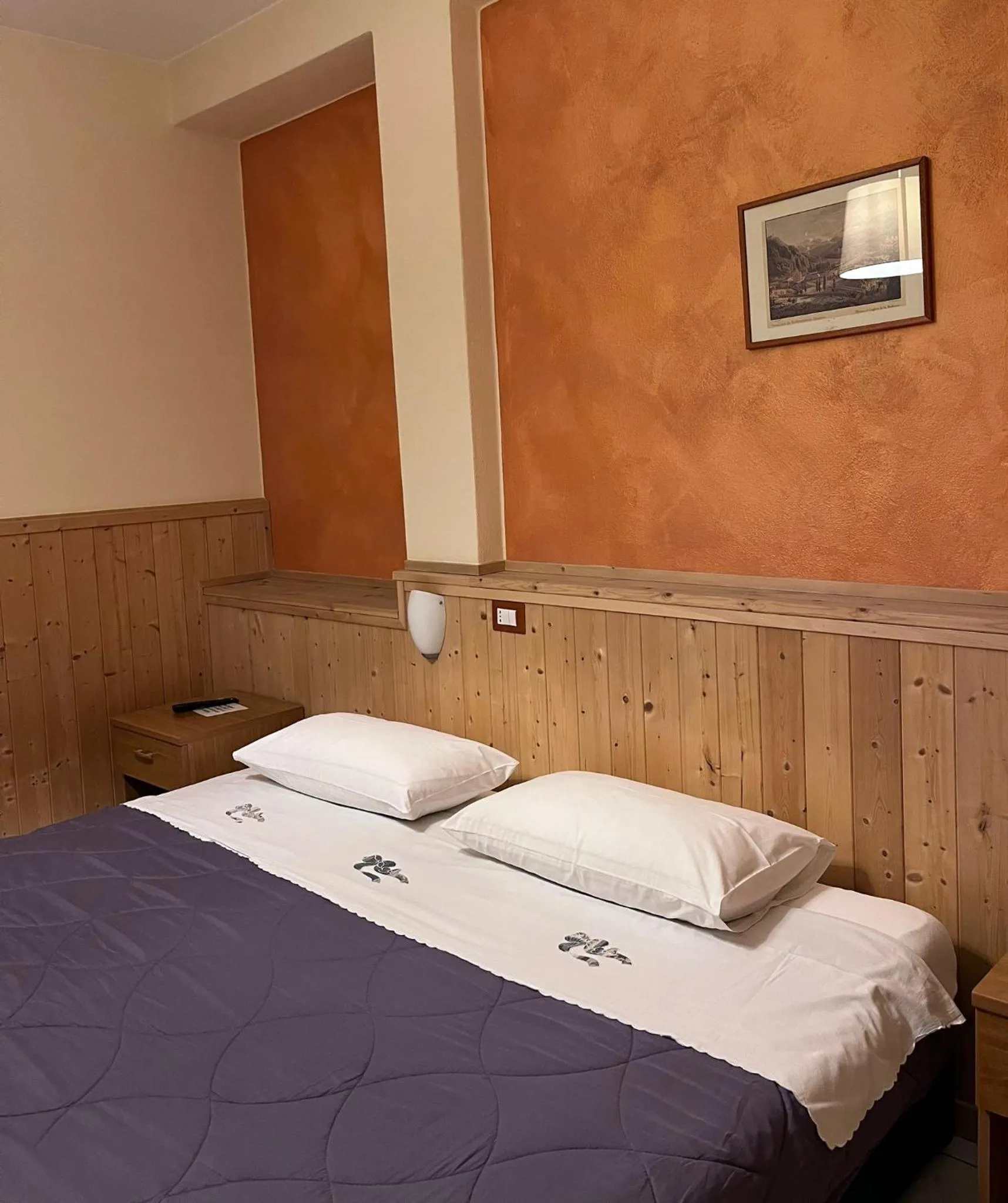 Bedroom, Bed in Albergo Baffo