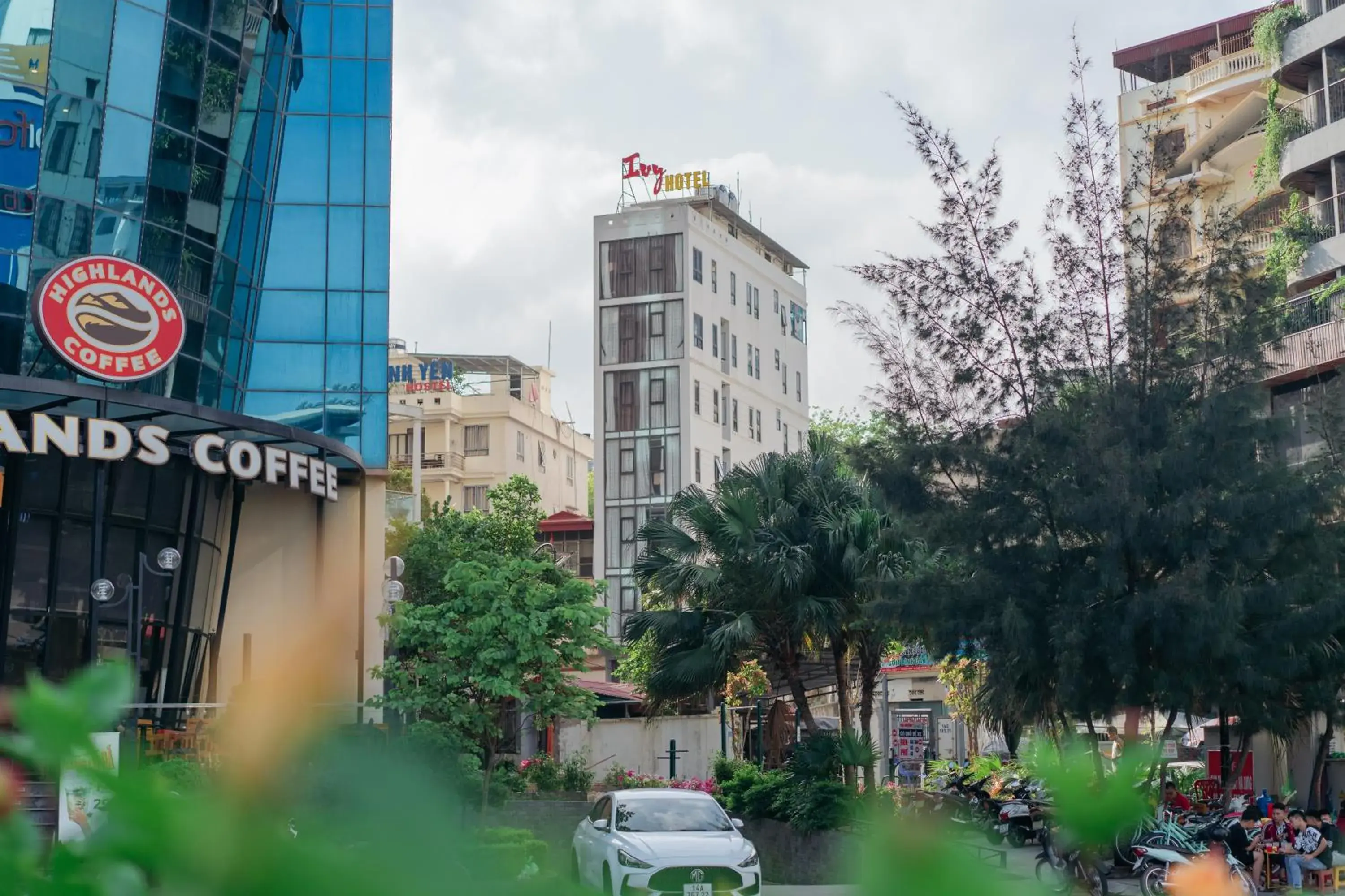 Property building in Ivy Hotel Bai Chay Ha Long Property building in Ivy Hotel Bai Chay Ha Long