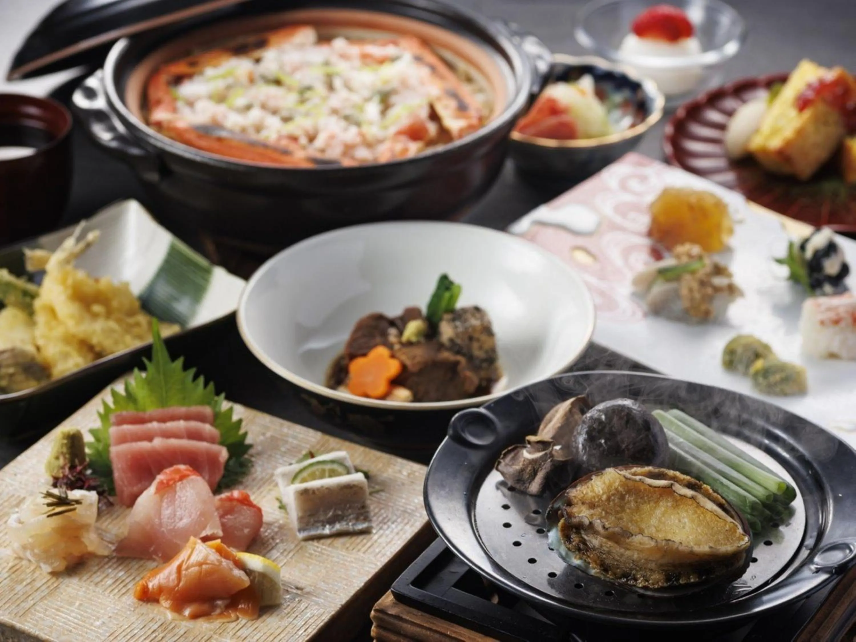 Food in KAMENOI HOTEL Atami Annex