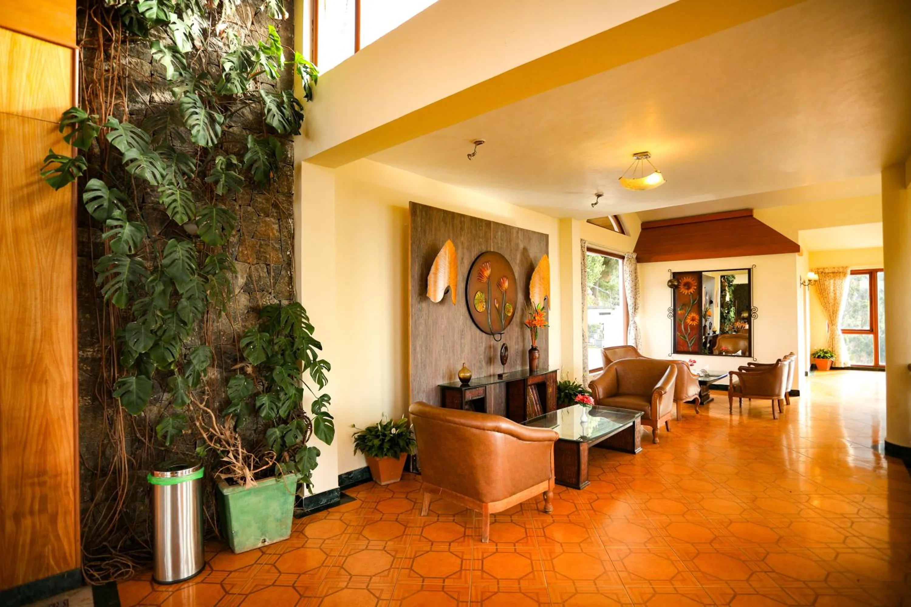 Lobby or reception in La Montana by TGI