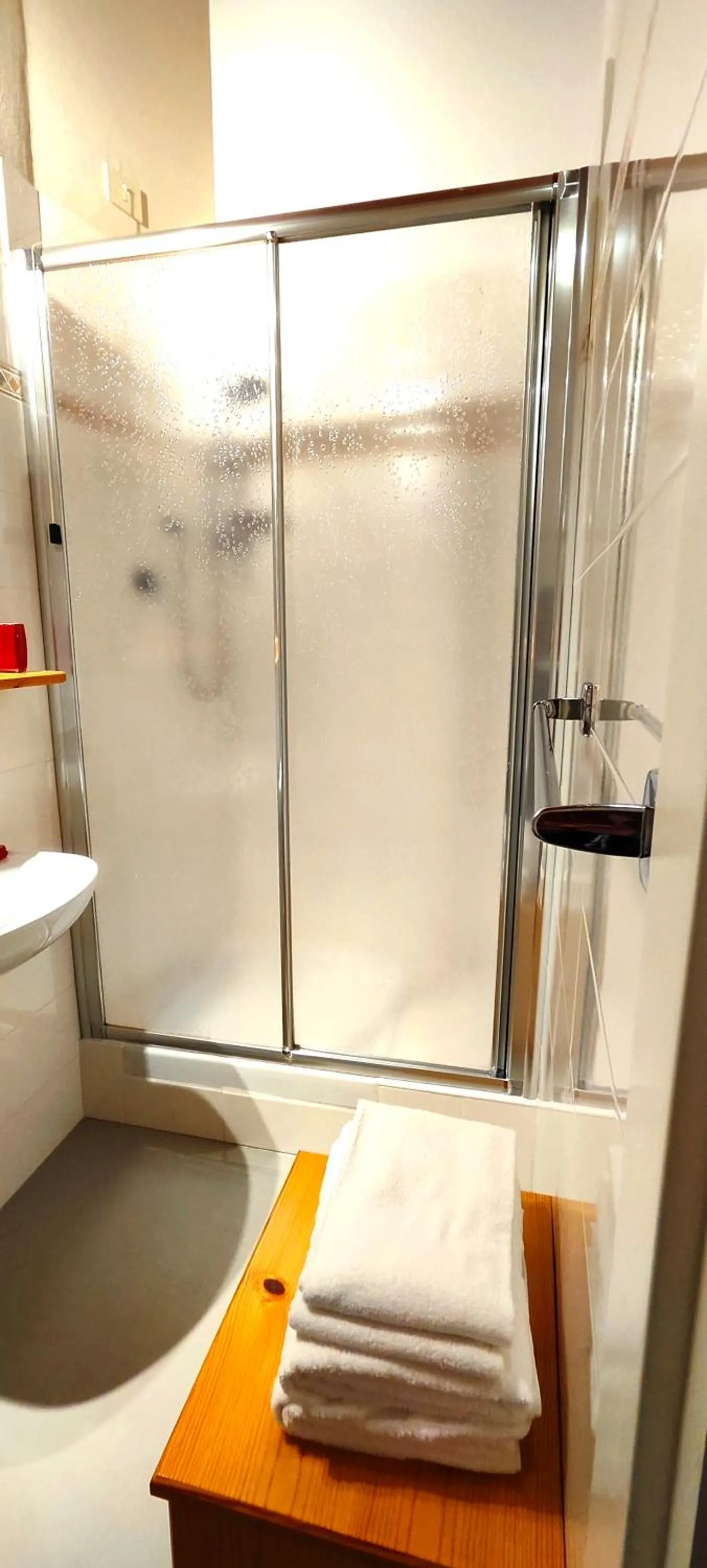 Bathroom, Bed in Ristorante Bellavista con Locanda
