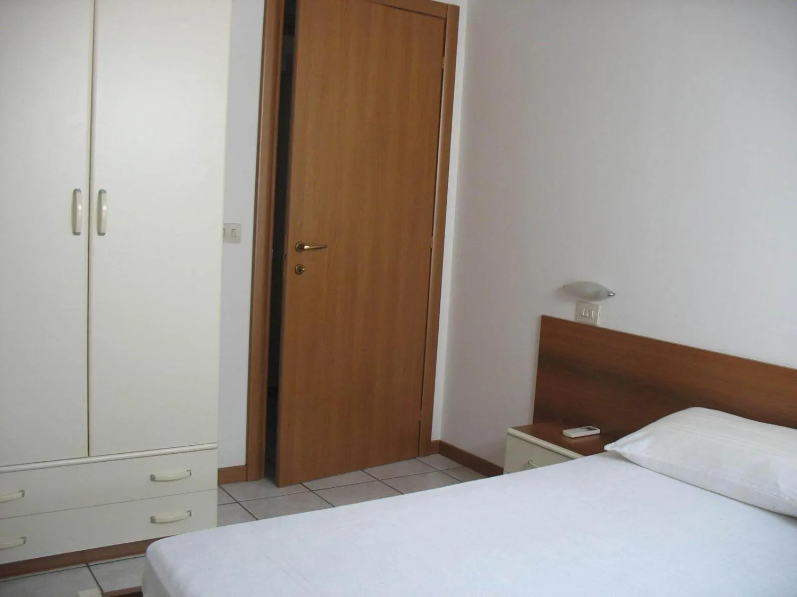 Decorative detail, Bed in Bed & Breakfast Bompadre